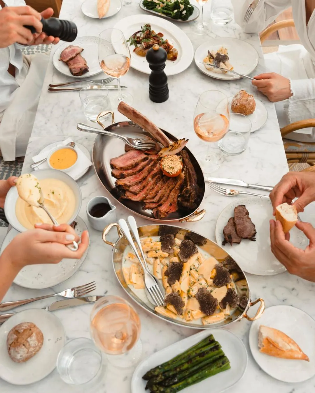 Food and drinks in Caesars Palace Dubai