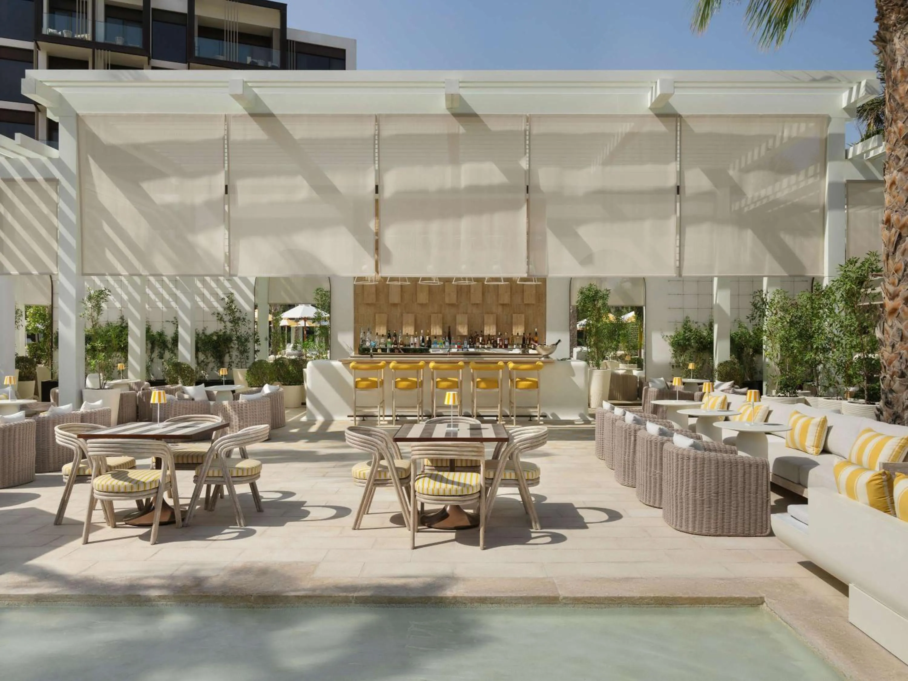 Restaurant/places to eat in Caesars Palace Dubai