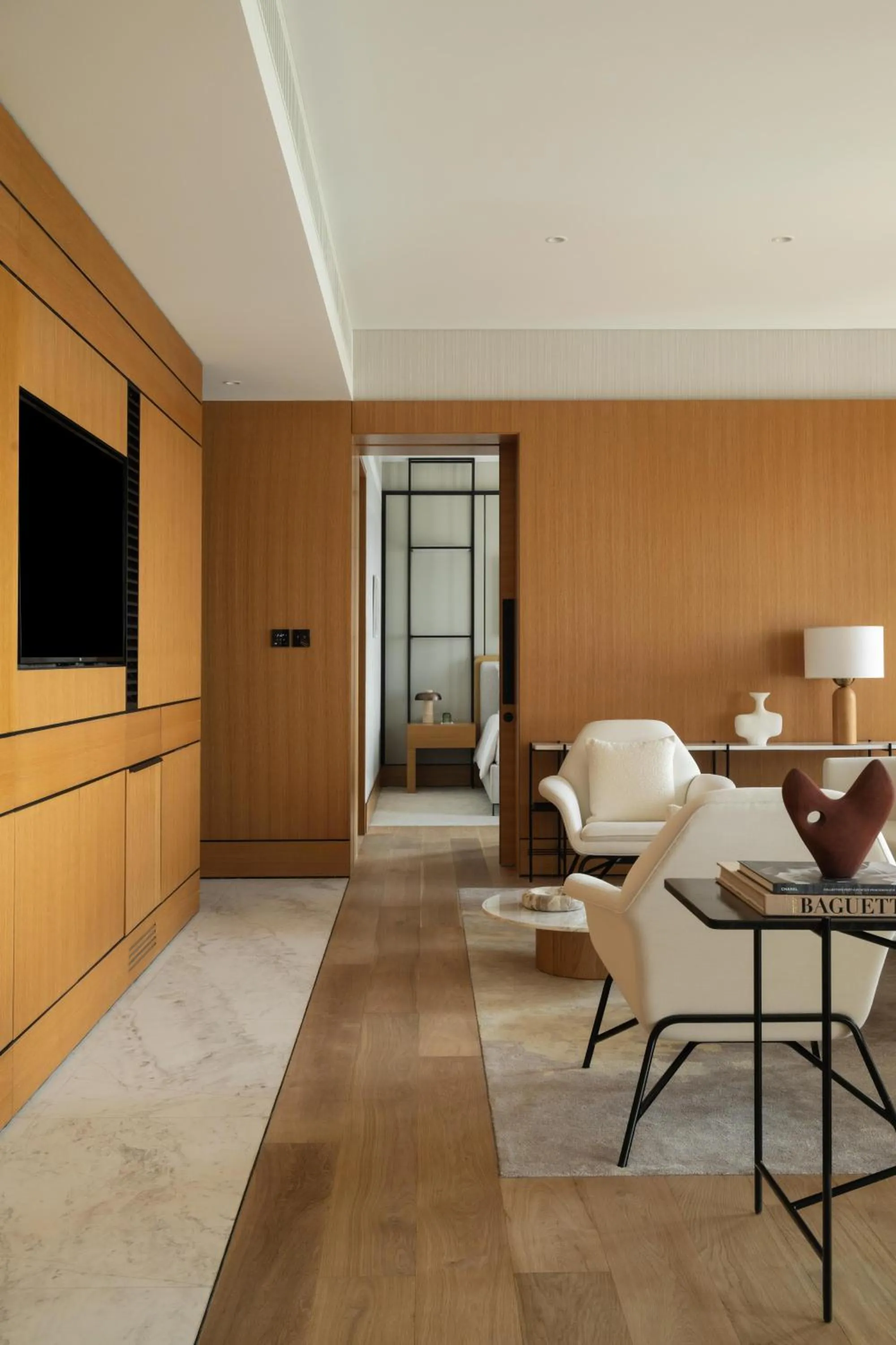 Communal lounge/ TV room in Delano Dubai at Bluewaters