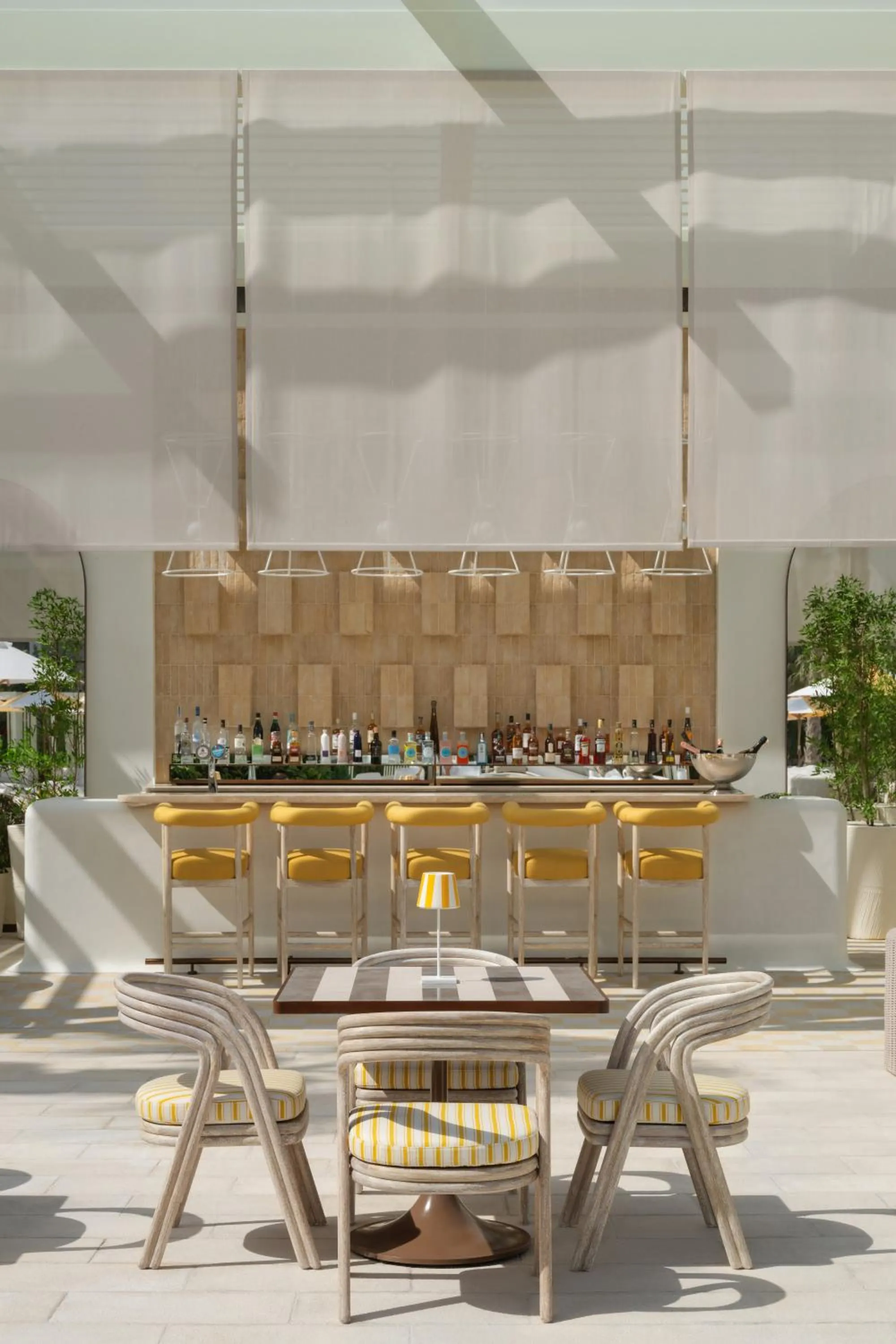 Restaurant/places to eat in Caesars Palace Dubai