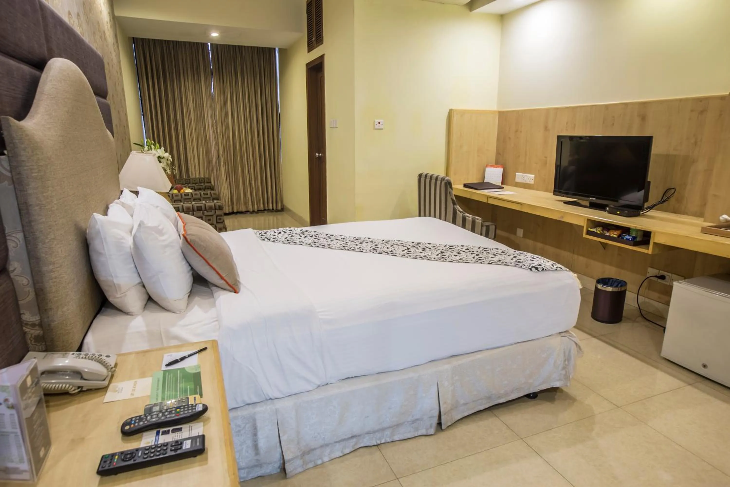 Bed in Ascott The Residence - Baridhara, Dhaka