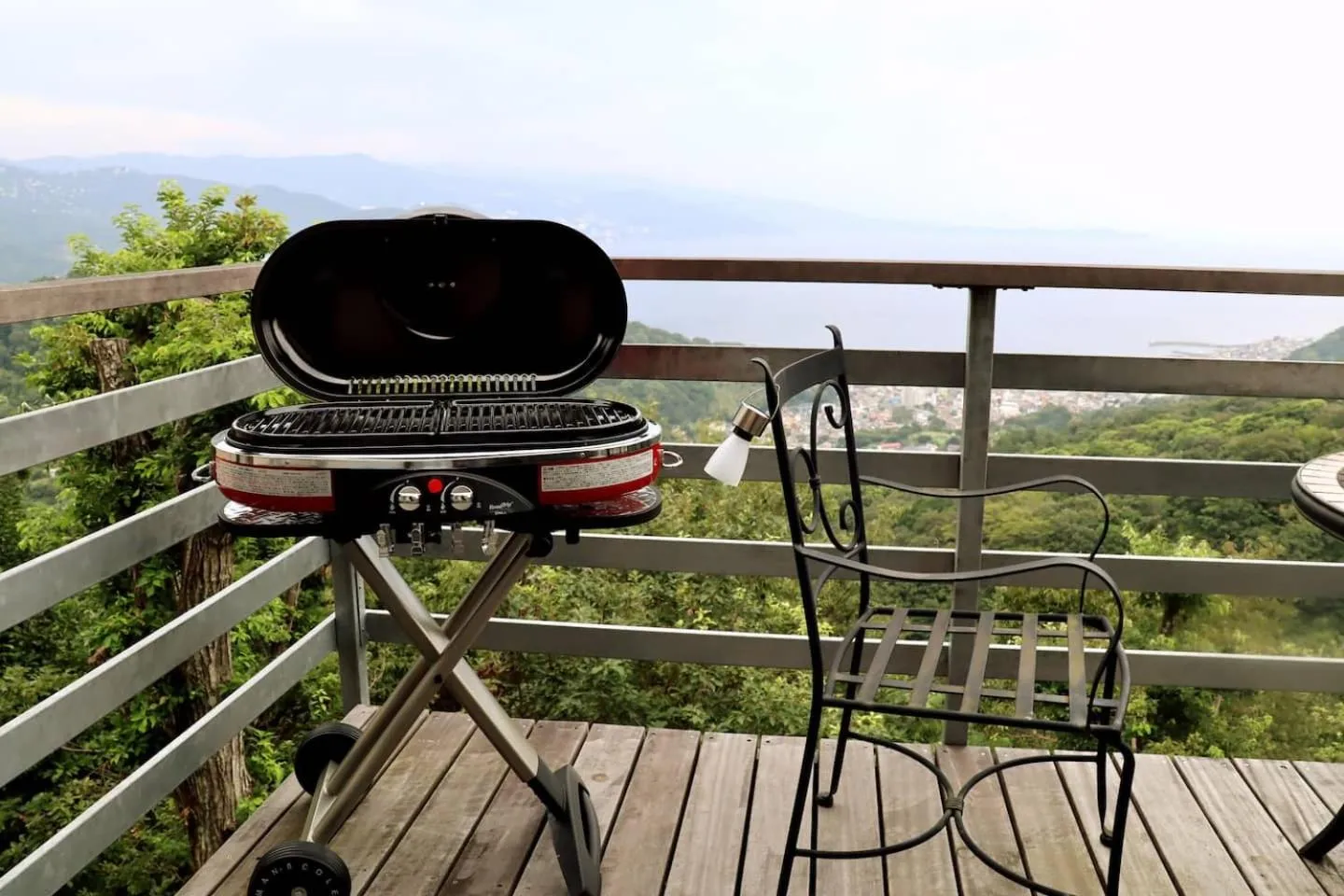BBQ facilities in Ocean View House