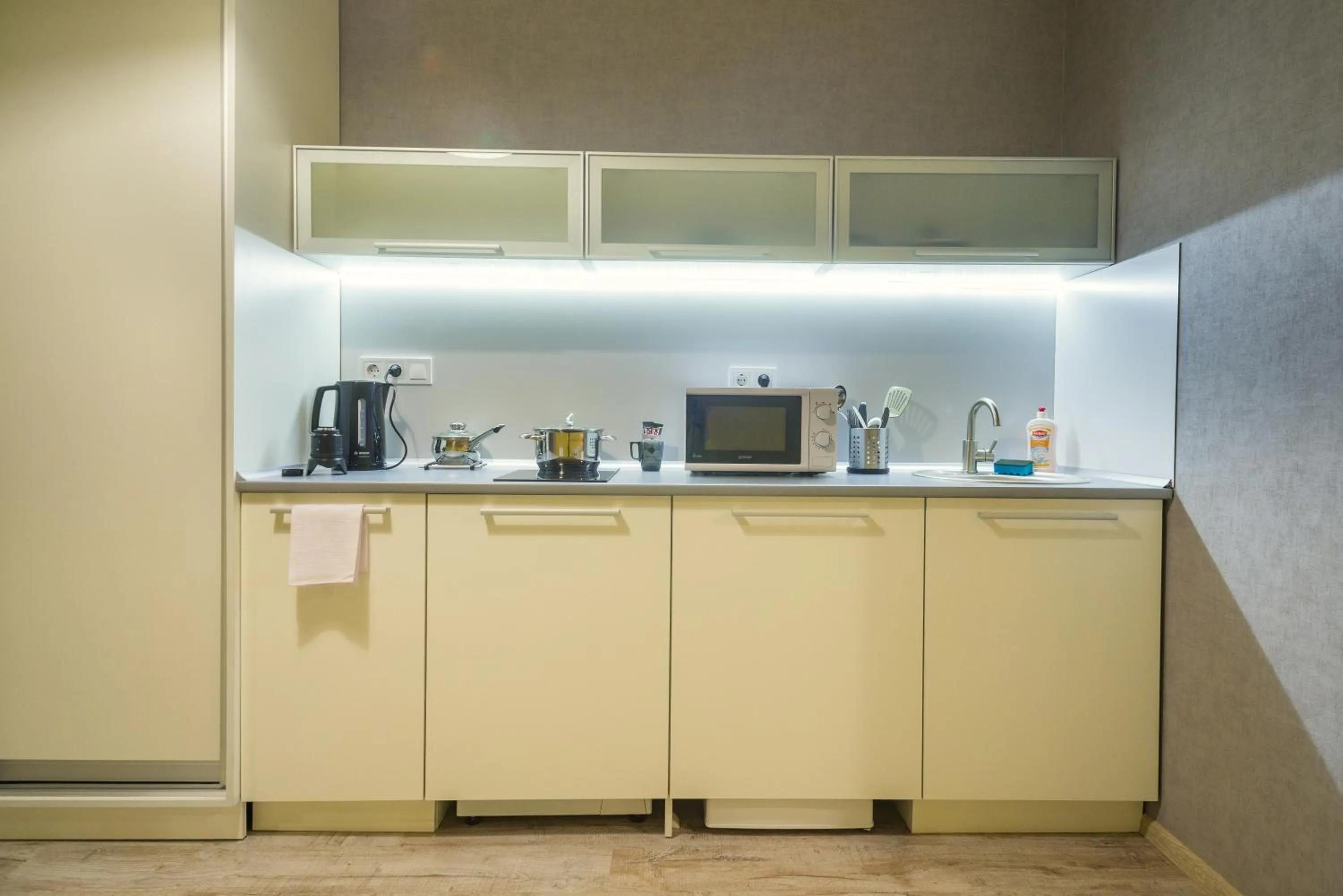 Kitchen or kitchenette in Opera Passage Hotel & Apartments