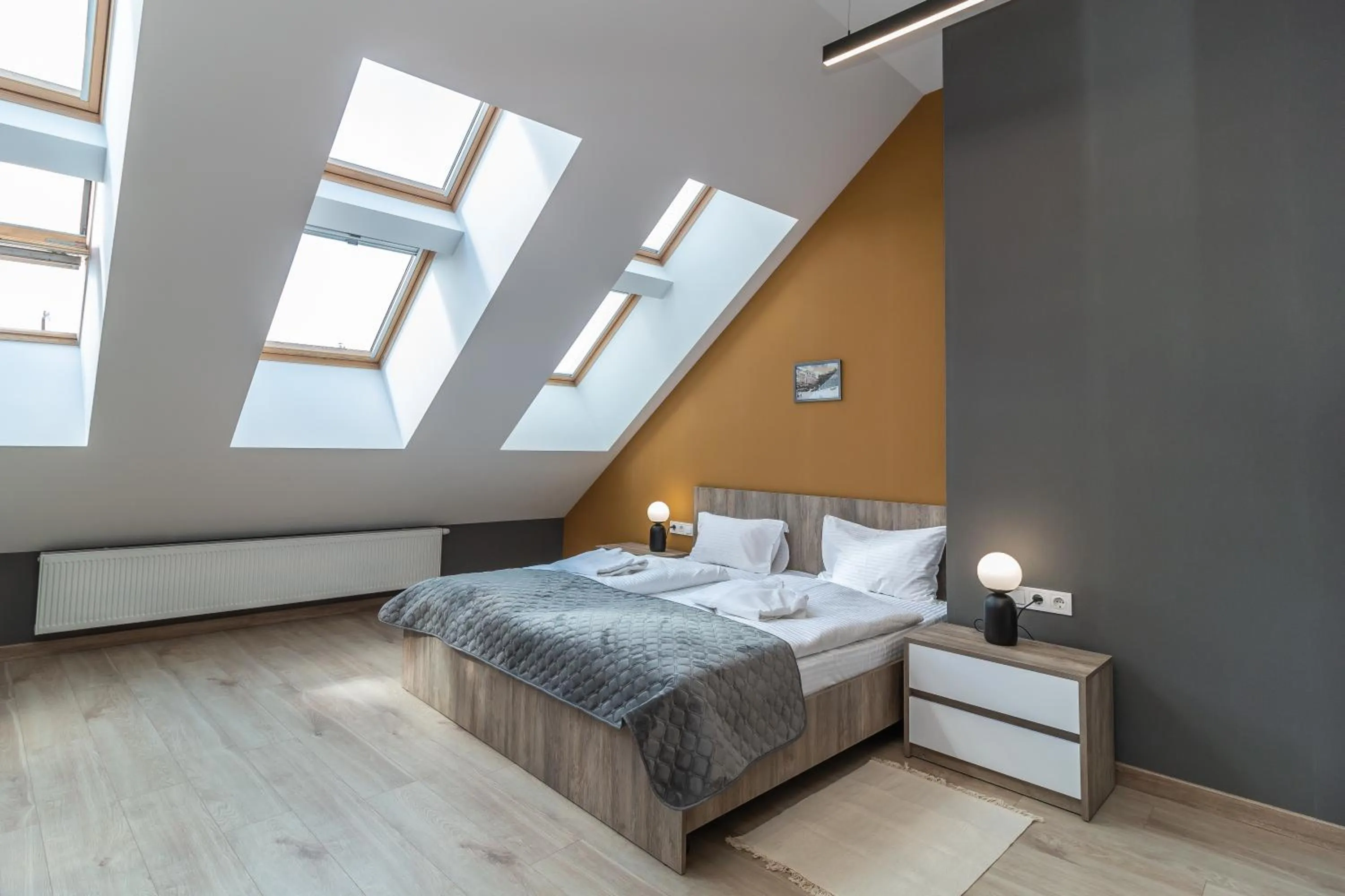 Bed in Opera Passage Hotel & Apartments