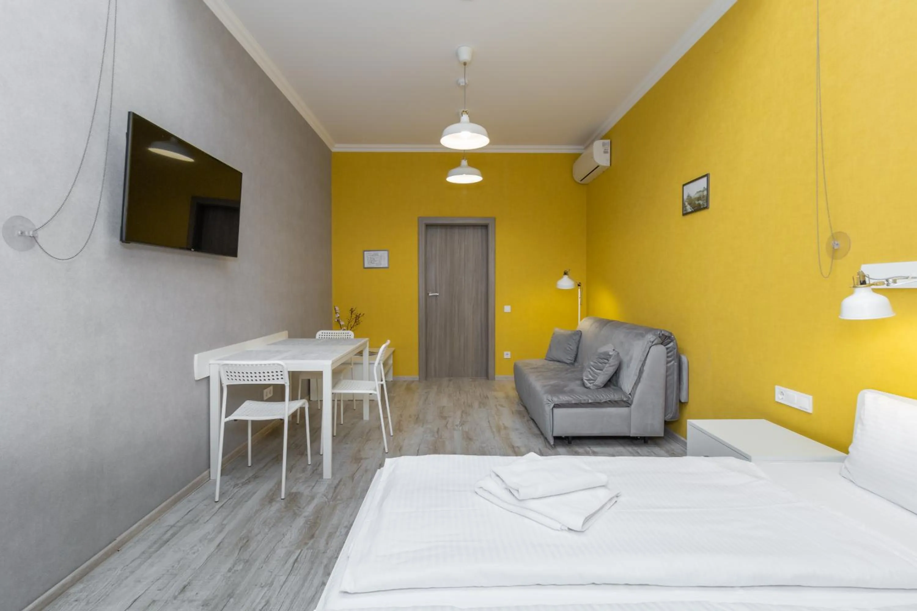 Photo of the whole room, Bed in Opera Passage Hotel & Apartments