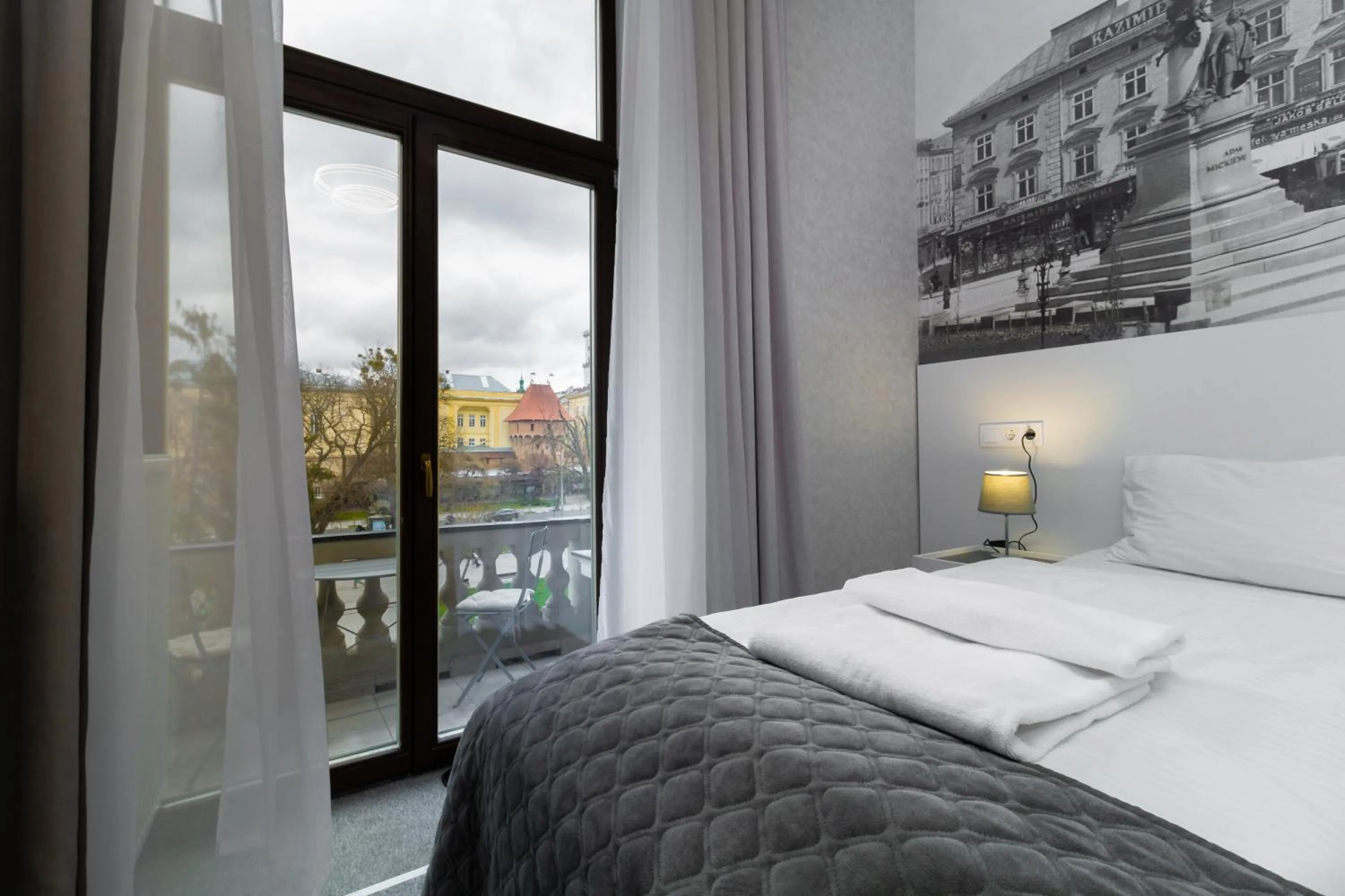 Photo of the whole room, Bed in Opera Passage Hotel & Apartments