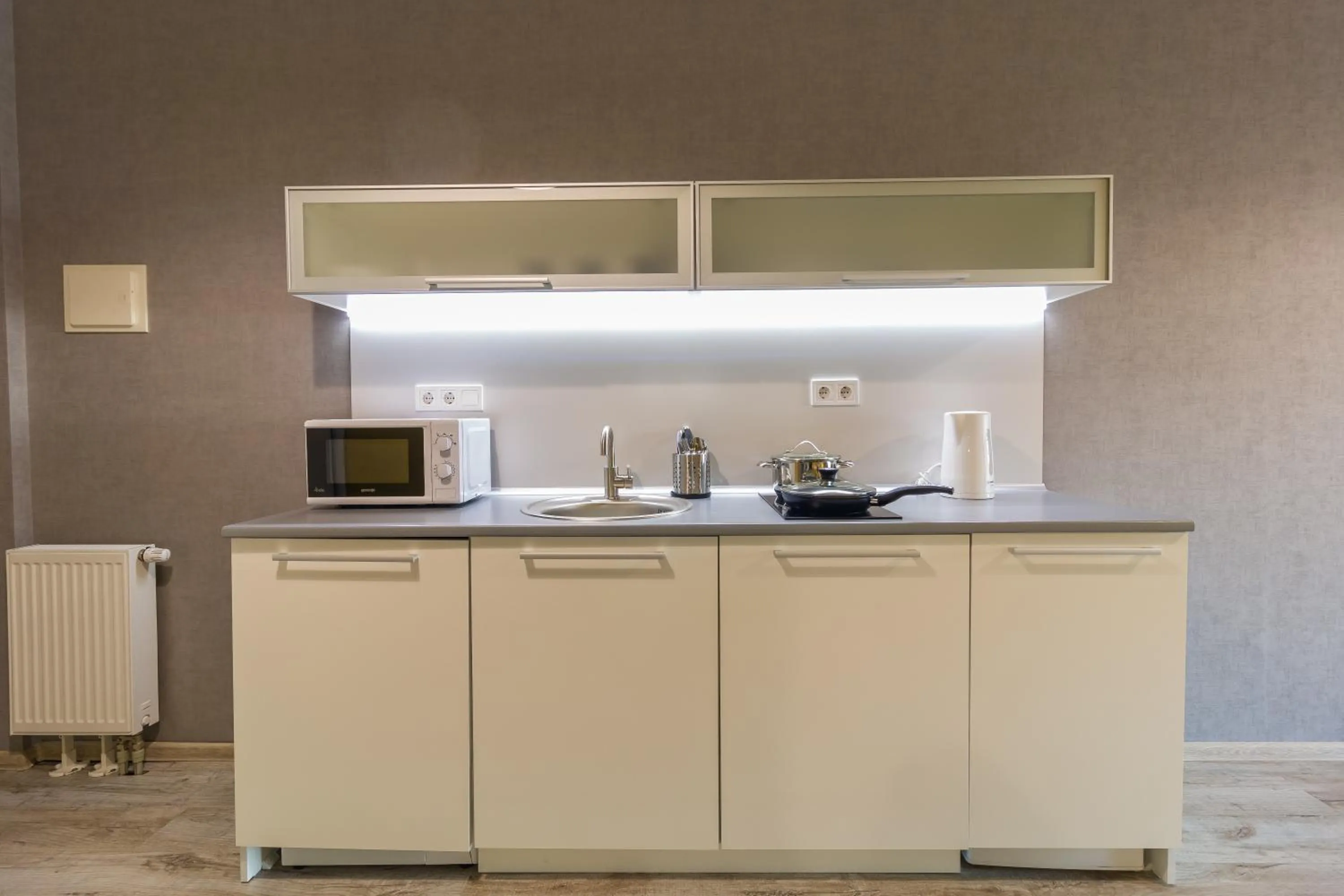 Coffee/tea facilities in Opera Passage Hotel & Apartments