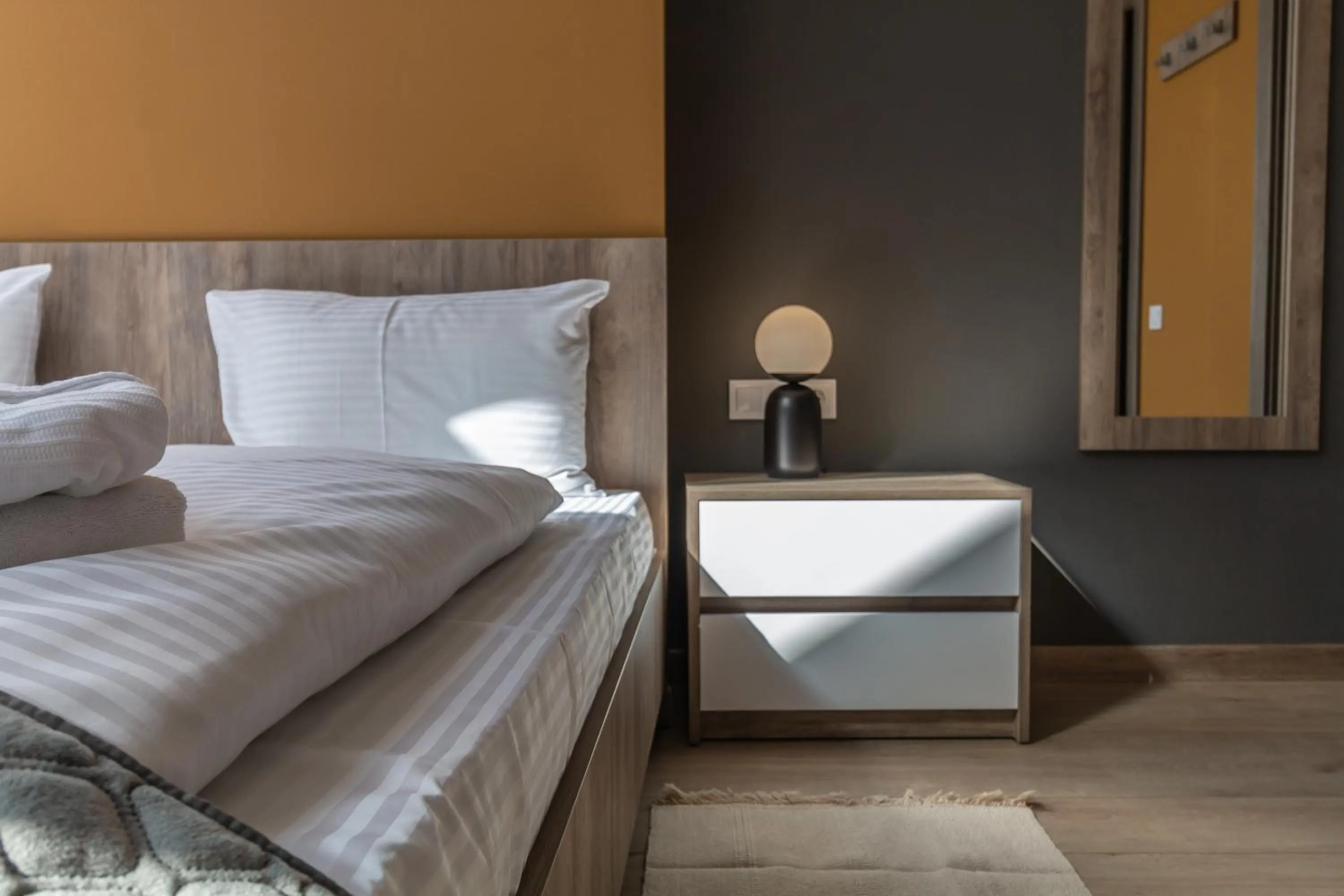 Bed in Opera Passage Hotel & Apartments