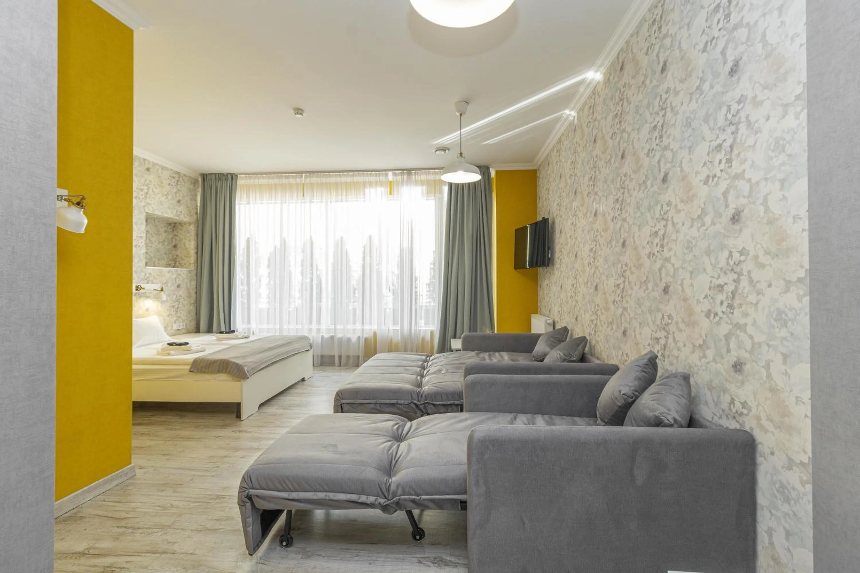 Bed in Opera Passage Hotel & Apartments