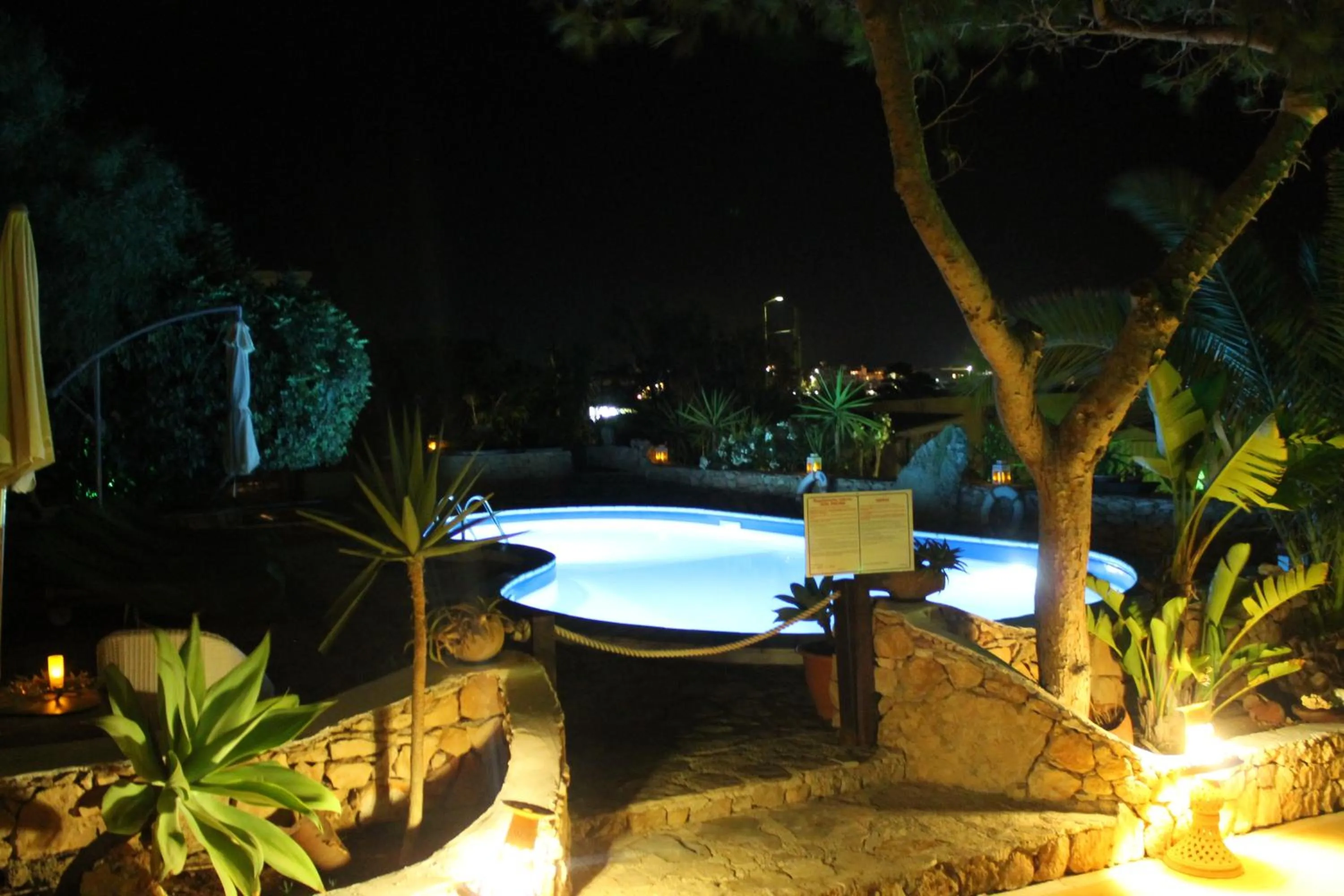 Swimming pool in Luagos club Resort