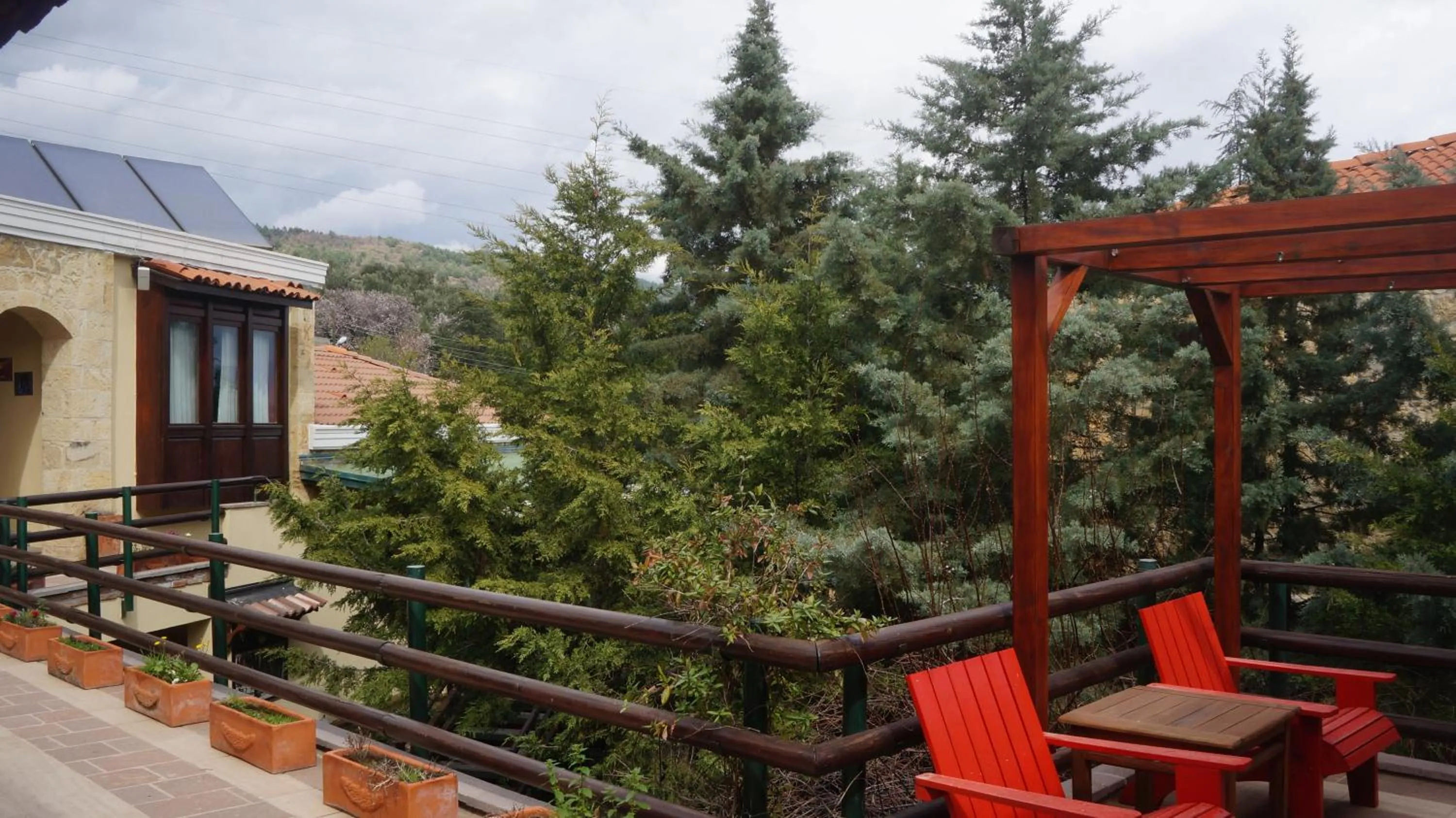 Patio in Kisik Konagi