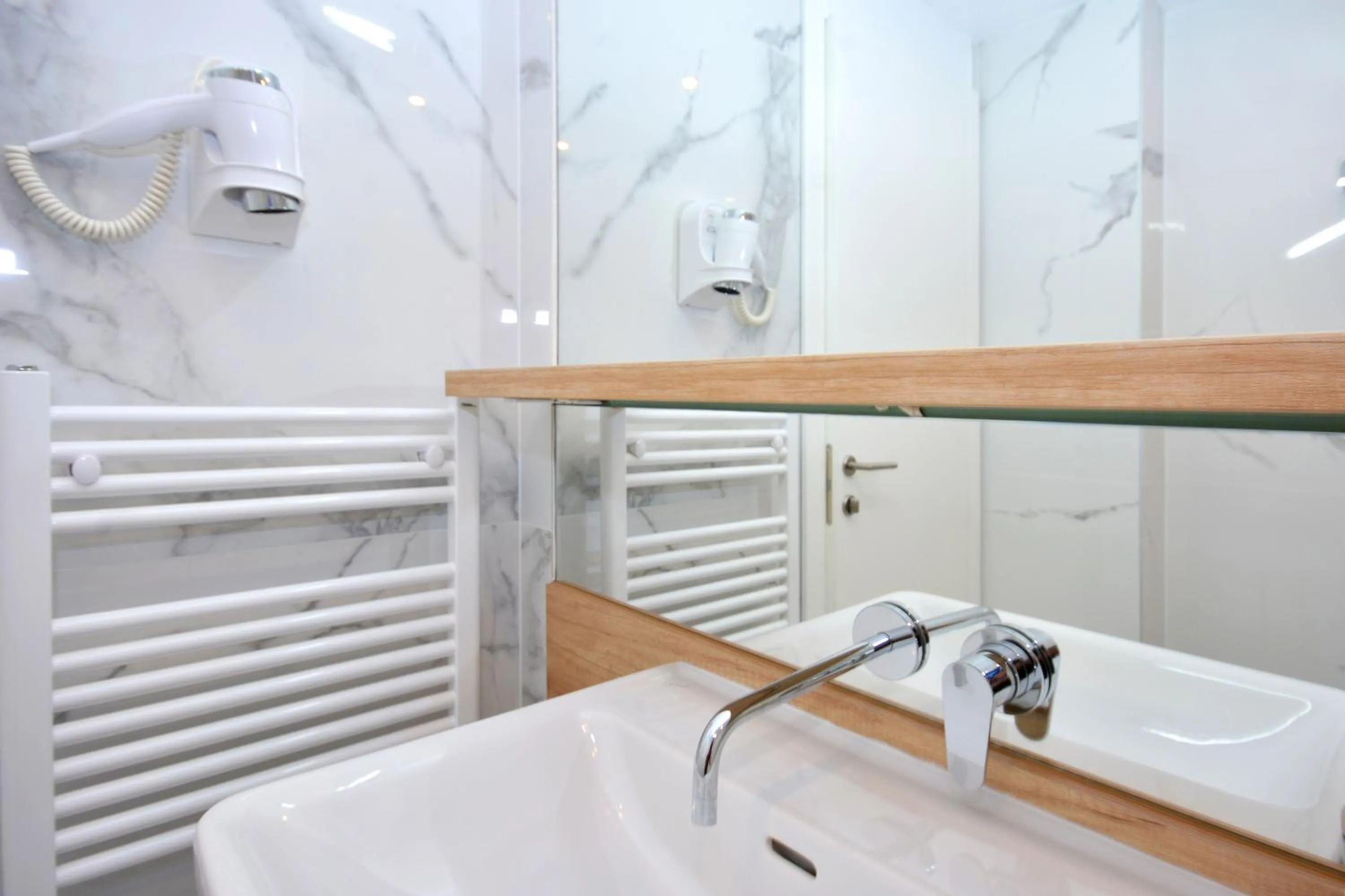 Bathroom in Hotel Jona