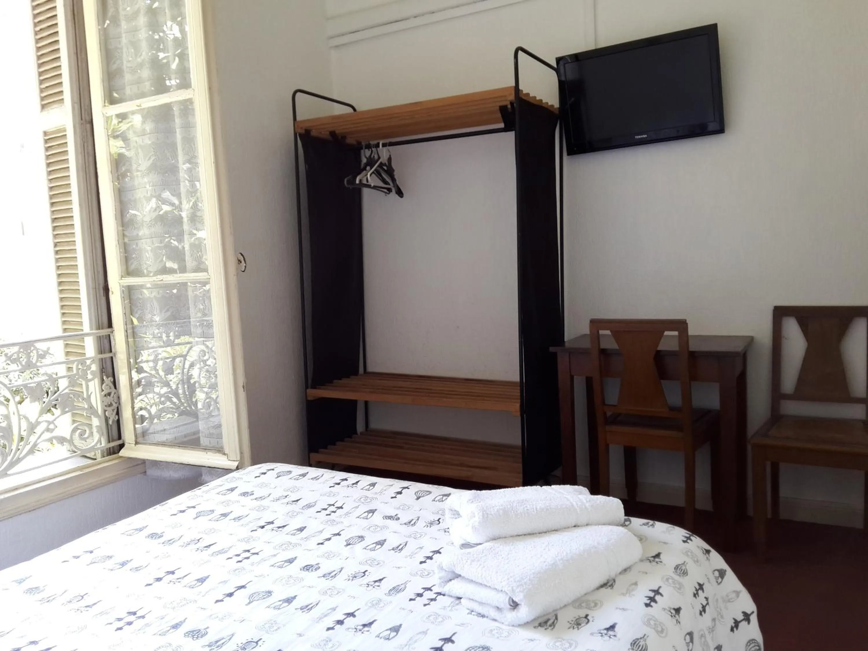 Bedroom in Hôtel Belle Meunière