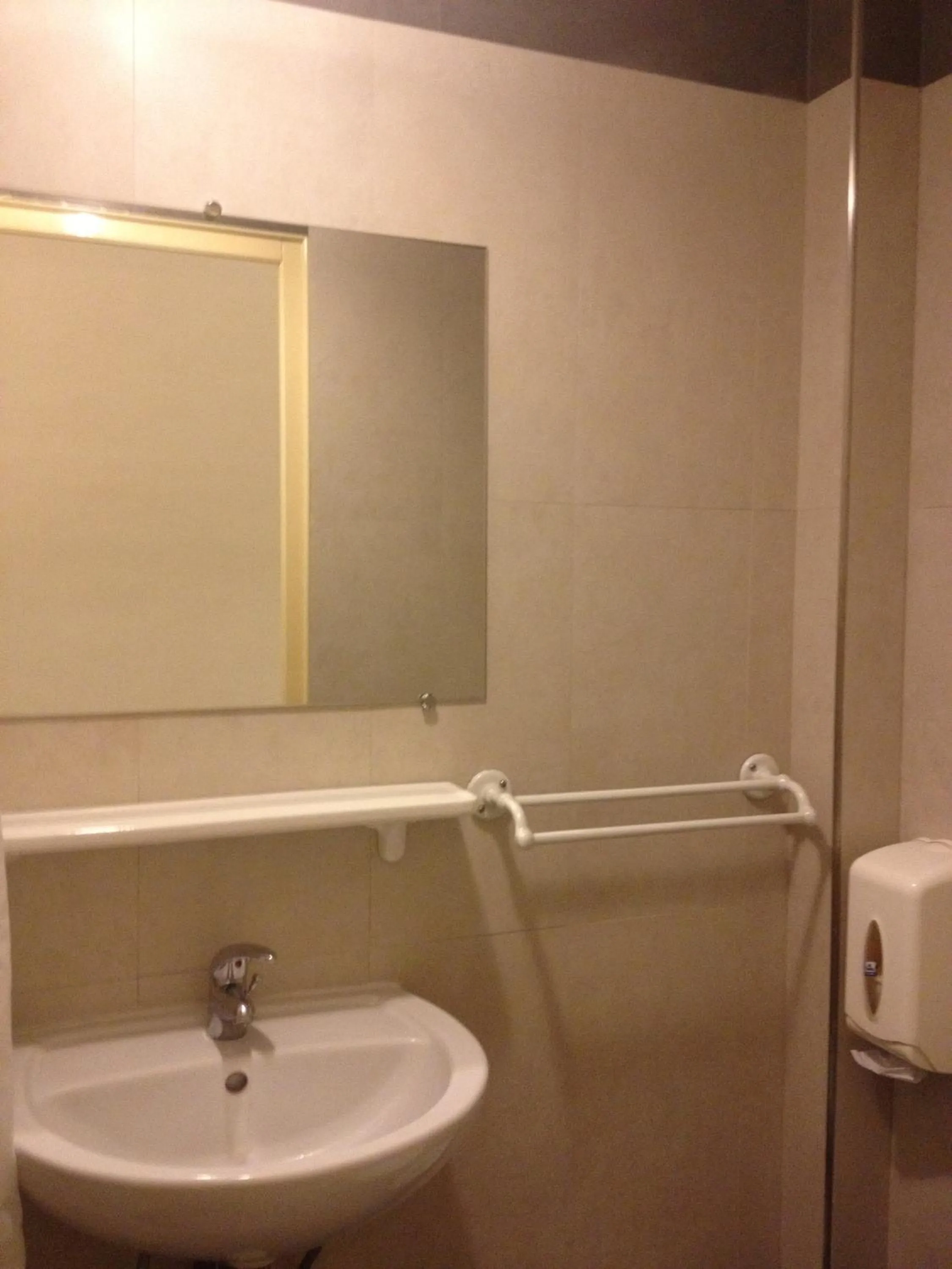 Bathroom in Hôtel Belle Meunière