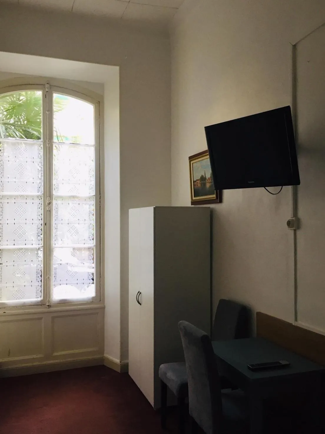 Bedroom in Hôtel Belle Meunière