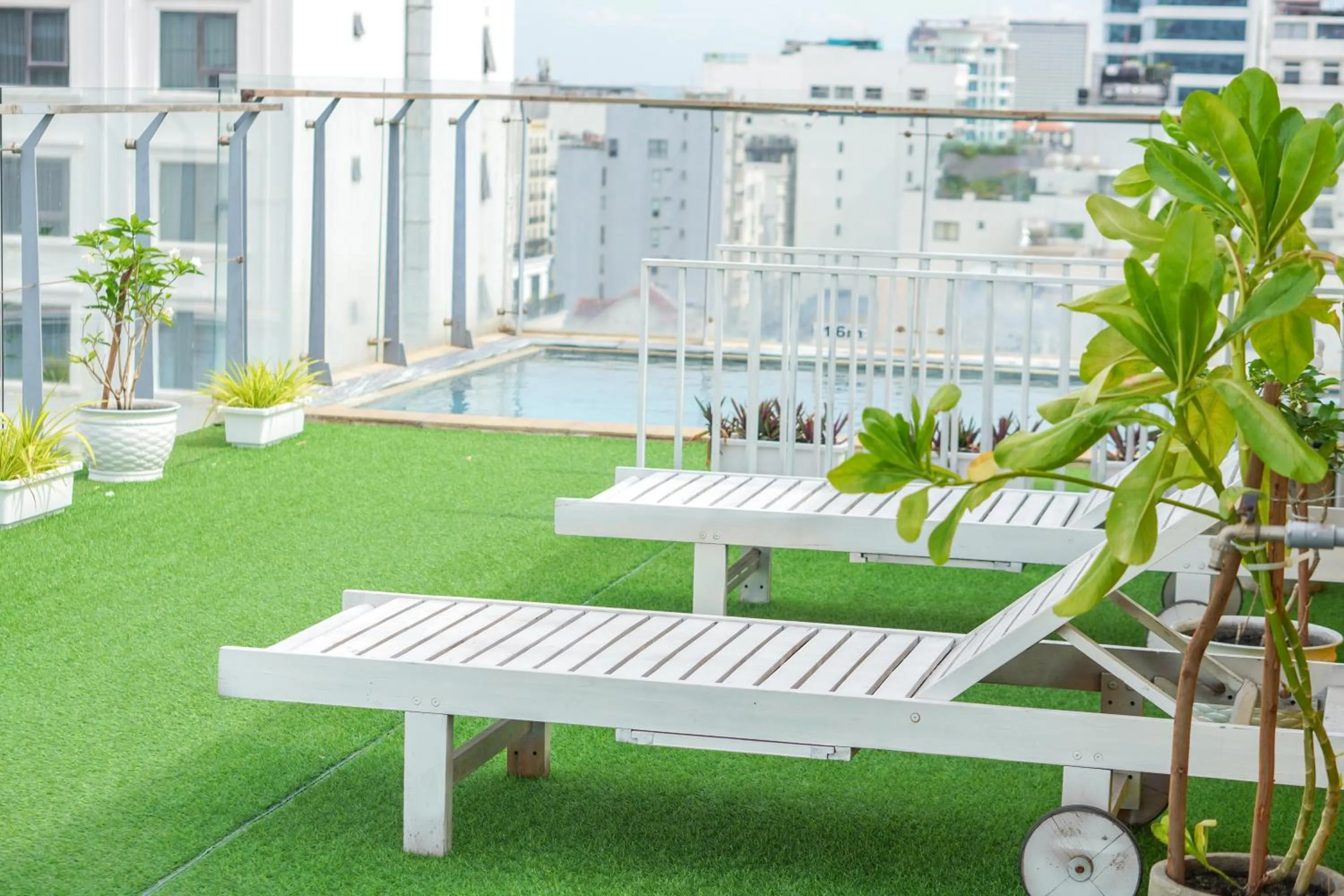 Solarium in Jolia Hotel Danang Beach