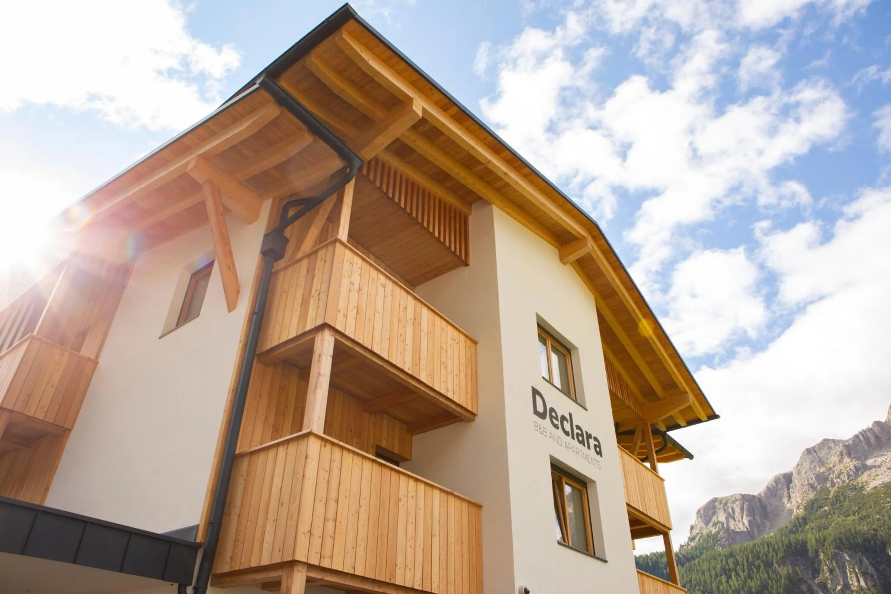 Property building in Declara B&B and apartaments