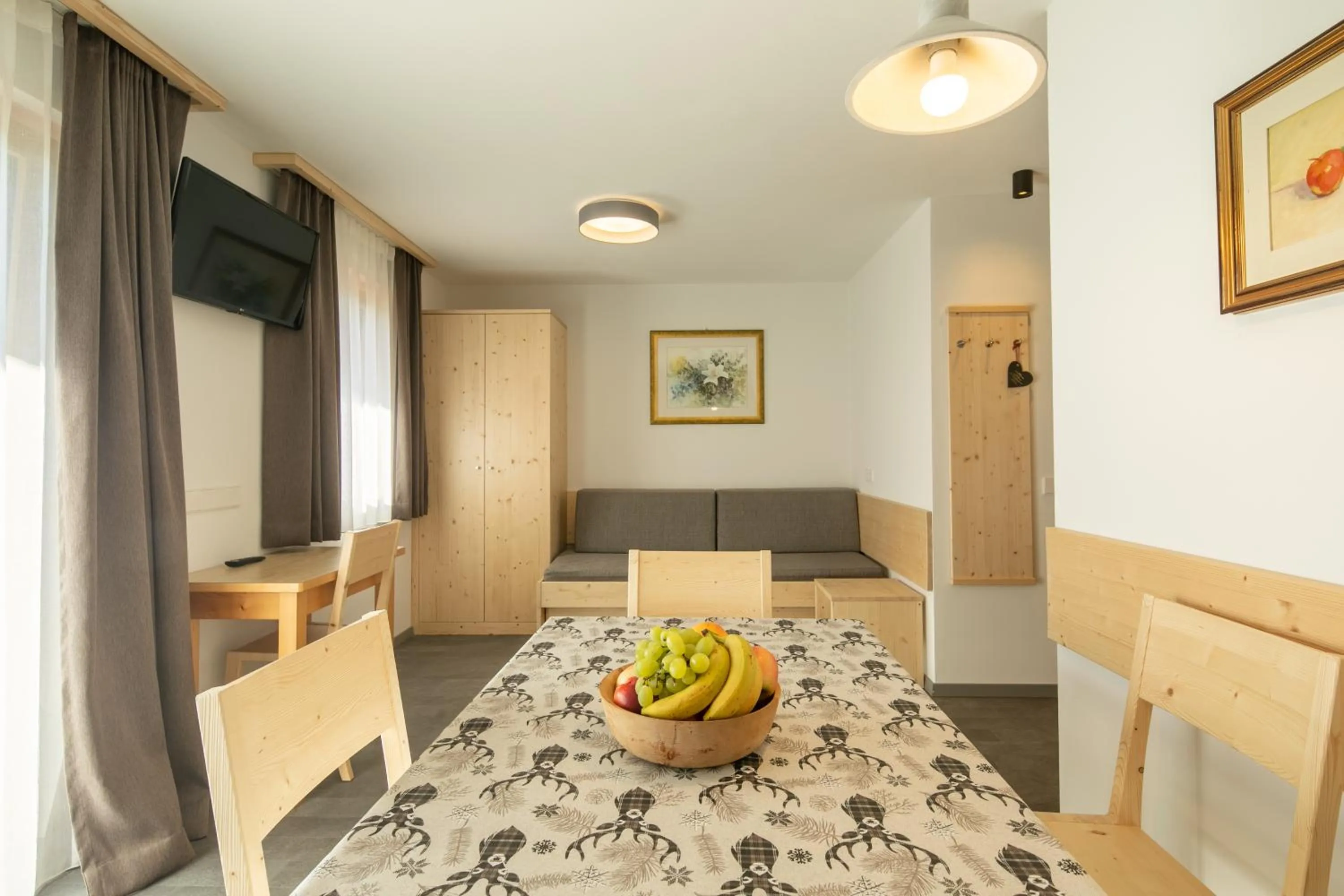 Dining area, Bed in Declara B&B and apartaments