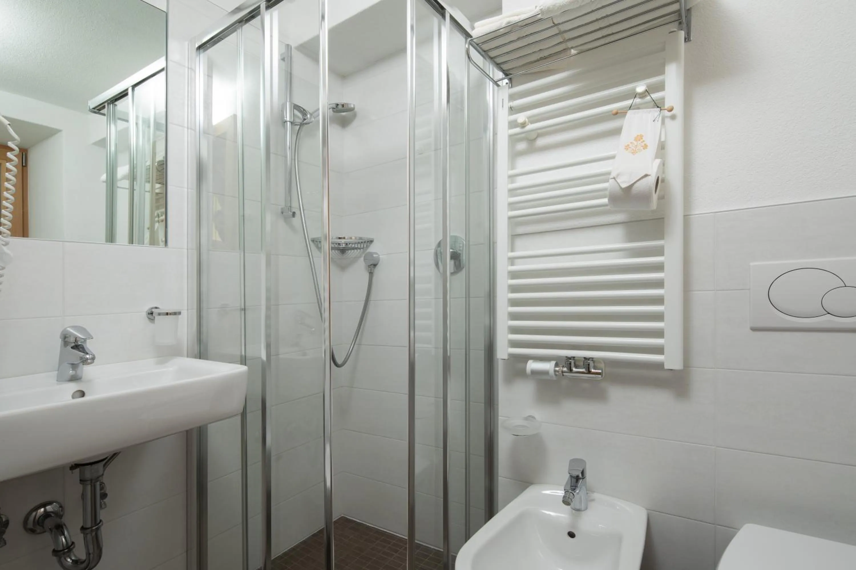 Bathroom in Declara B&B and apartaments