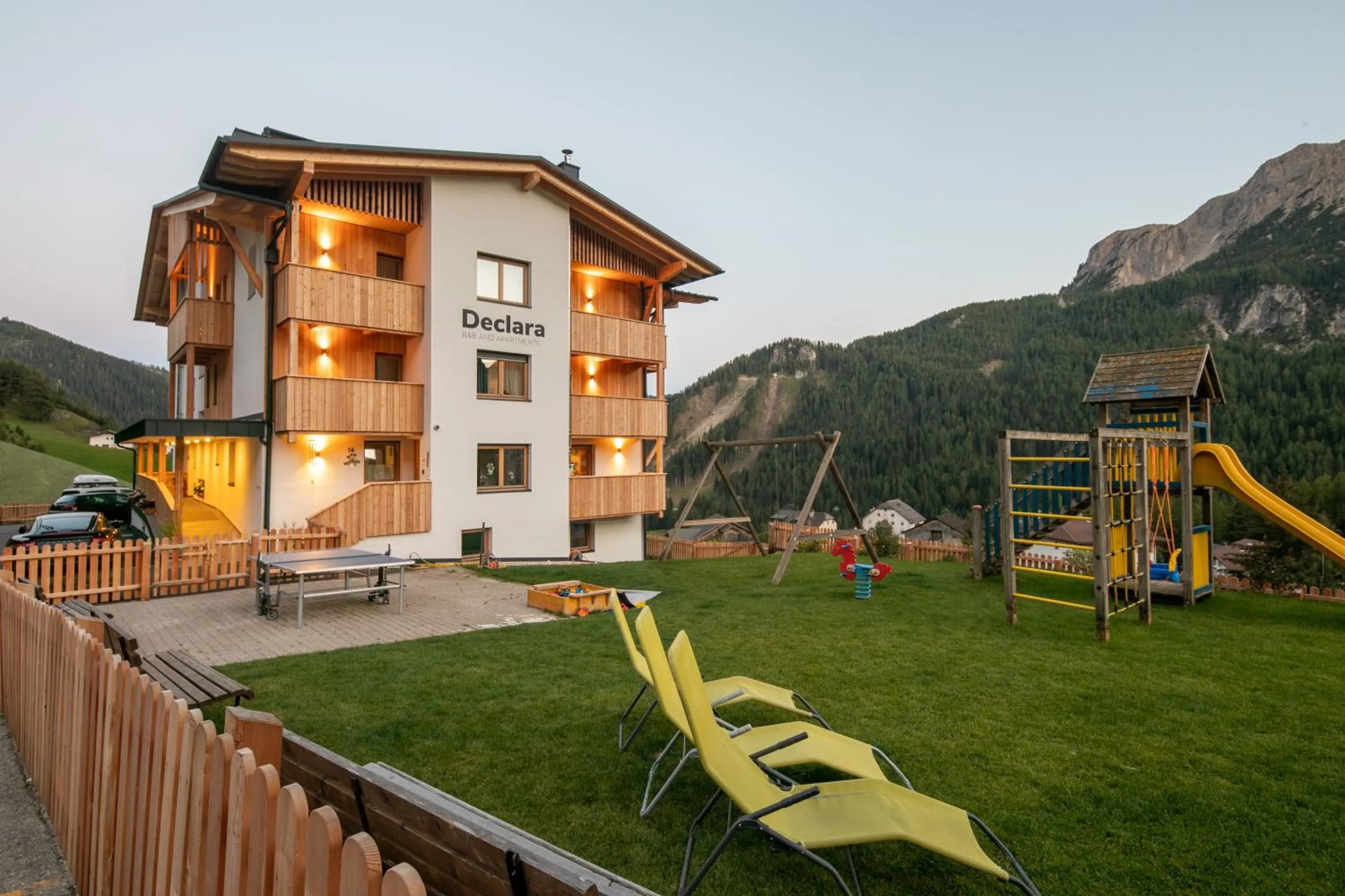 Property building in Declara B&B and apartaments