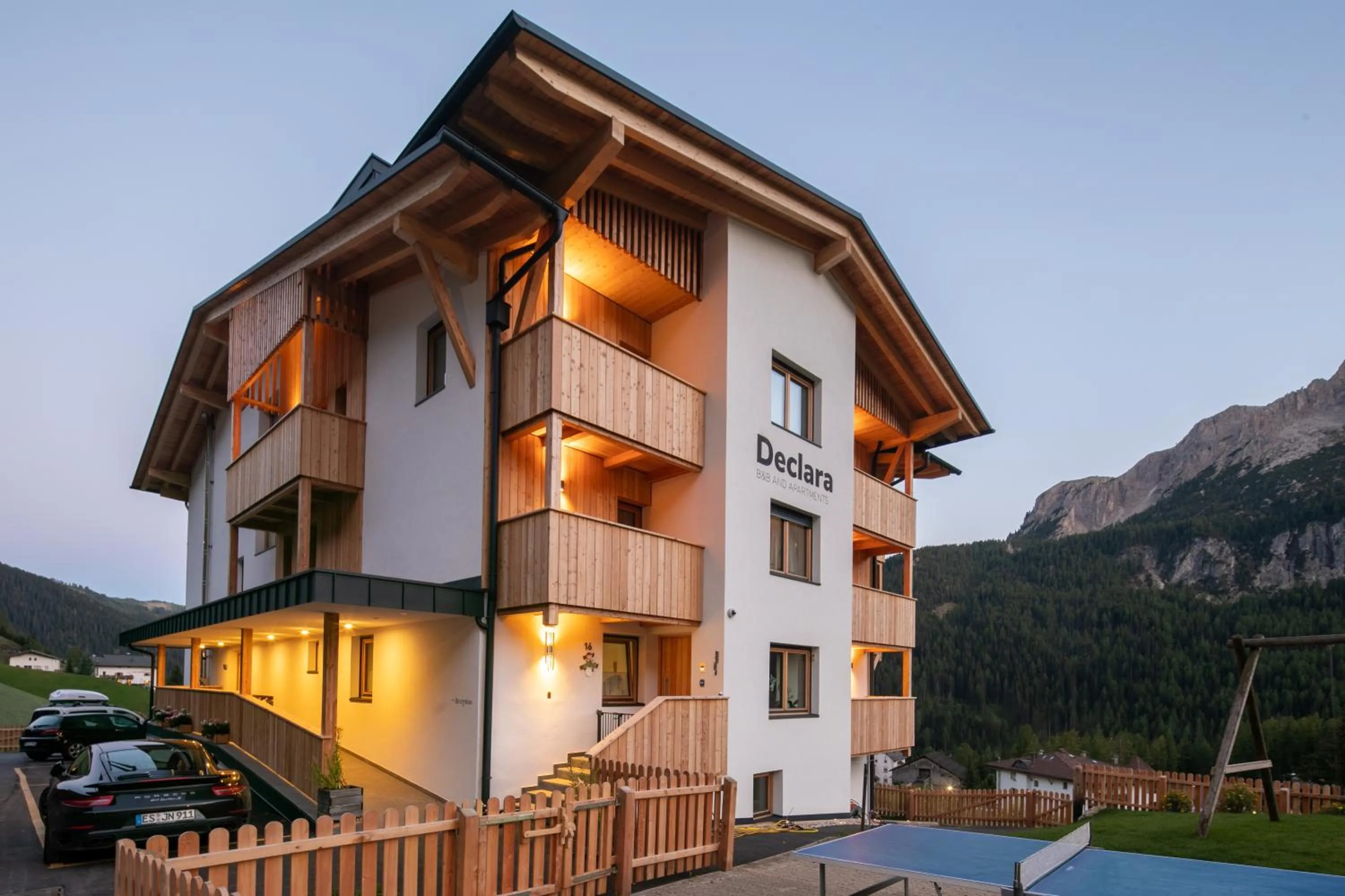 Property building in Declara B&B and apartaments