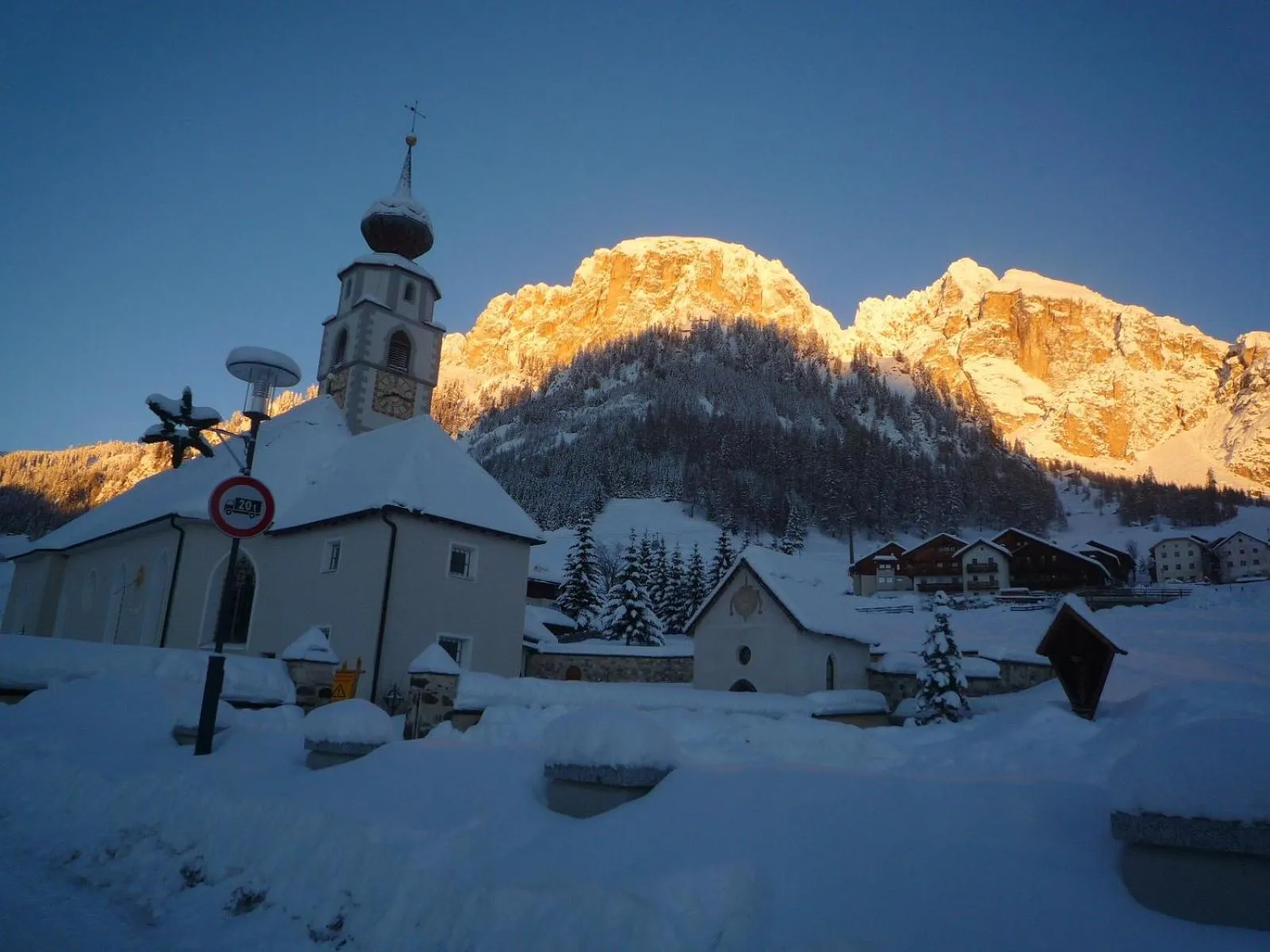 Property building in Declara B&B and apartaments