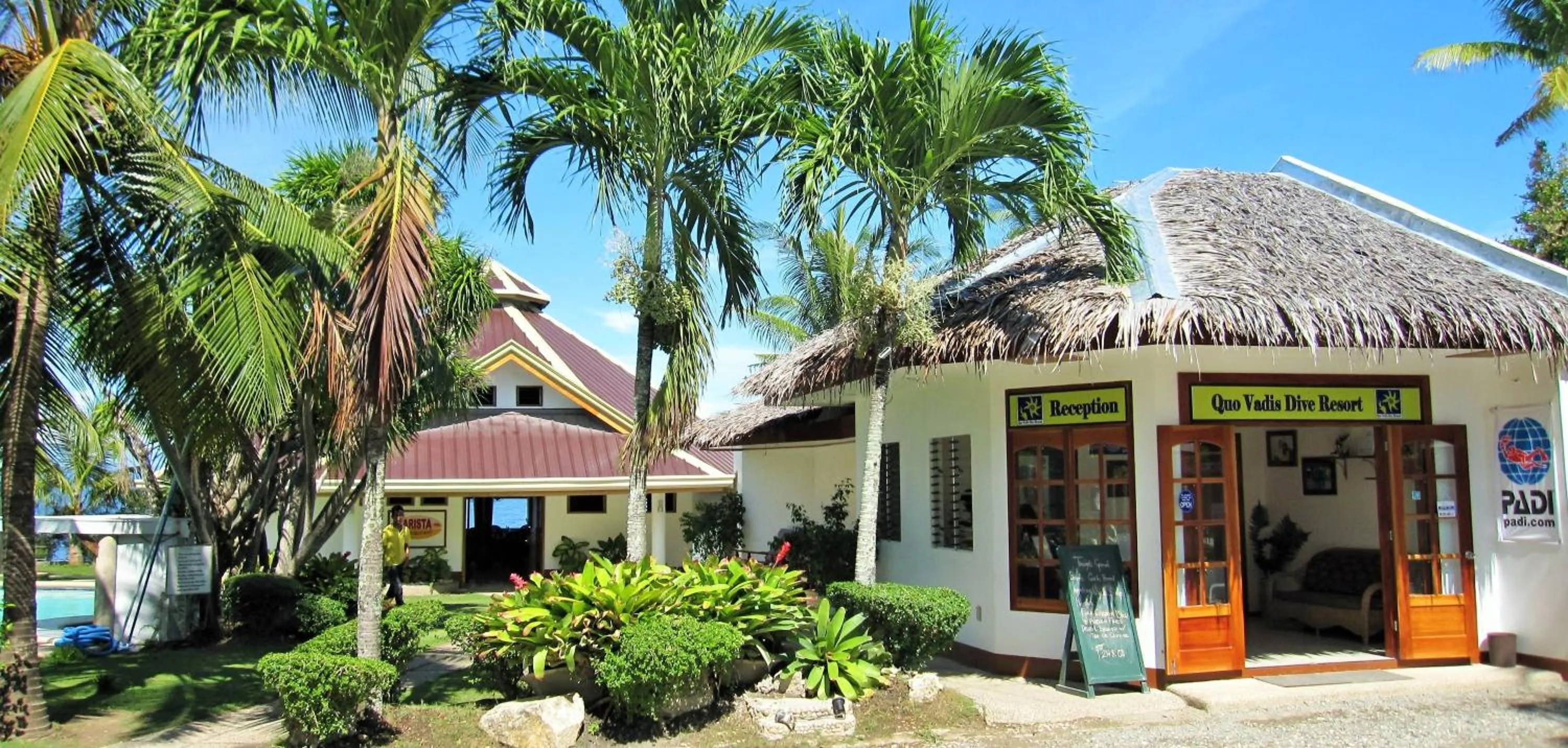 Lobby or reception in Quo Vadis Dive Resort