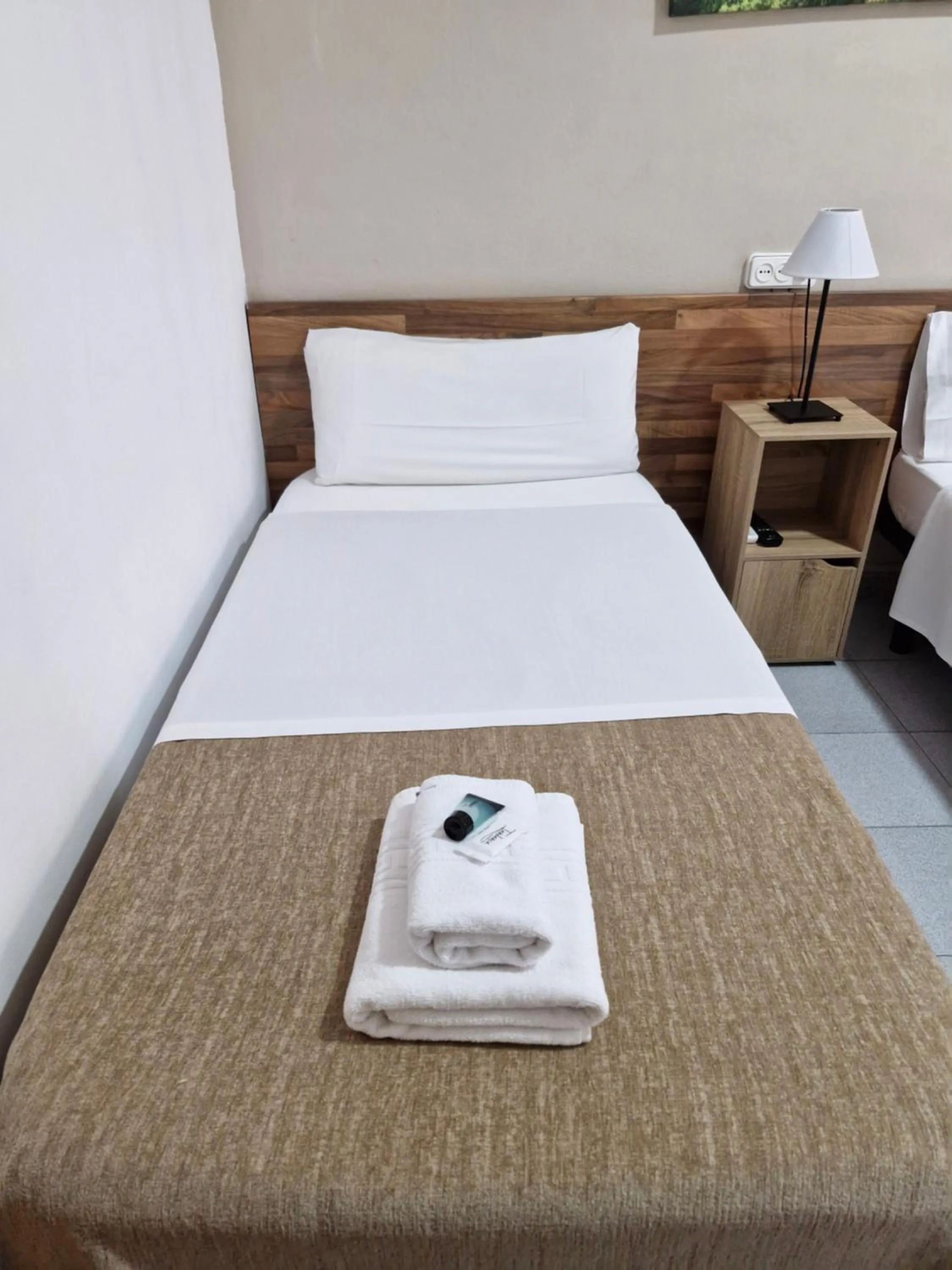 Bed in Hostal Elkano