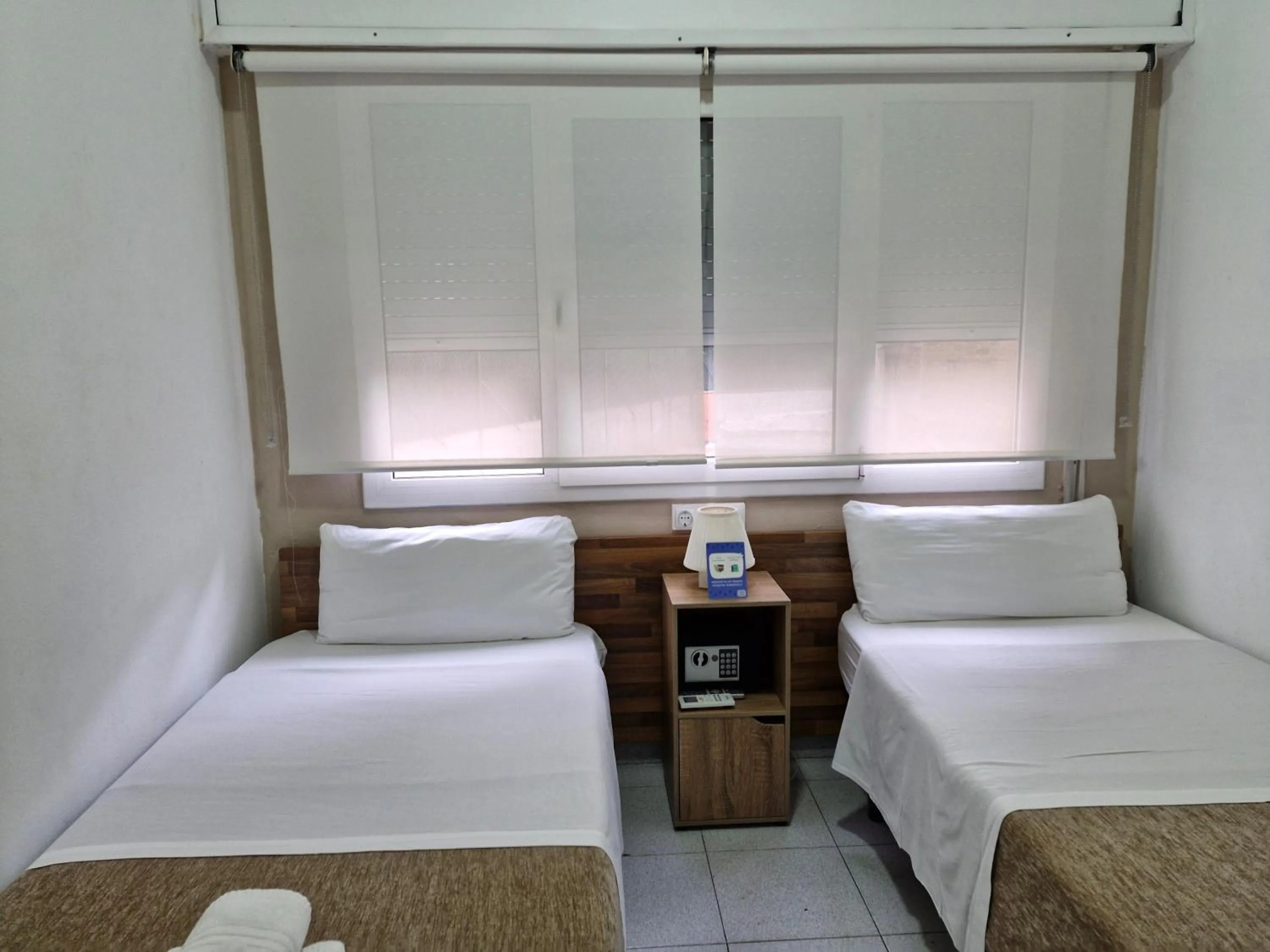 Photo of the whole room, Bed in Hostal Elkano