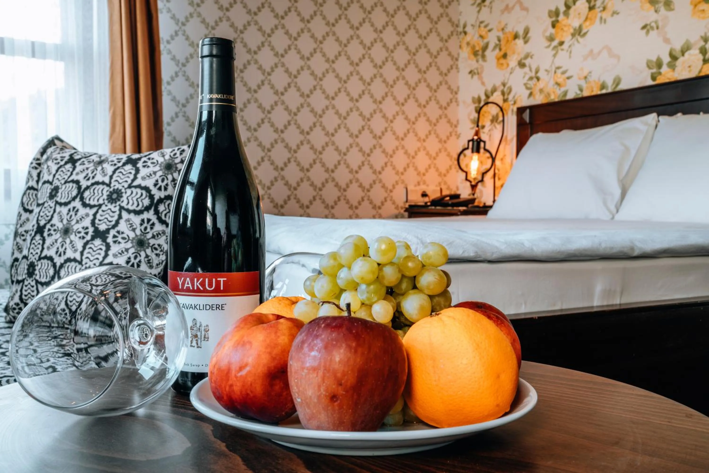 Photo of the whole room, Bed in Gulliver Mansion Hotel