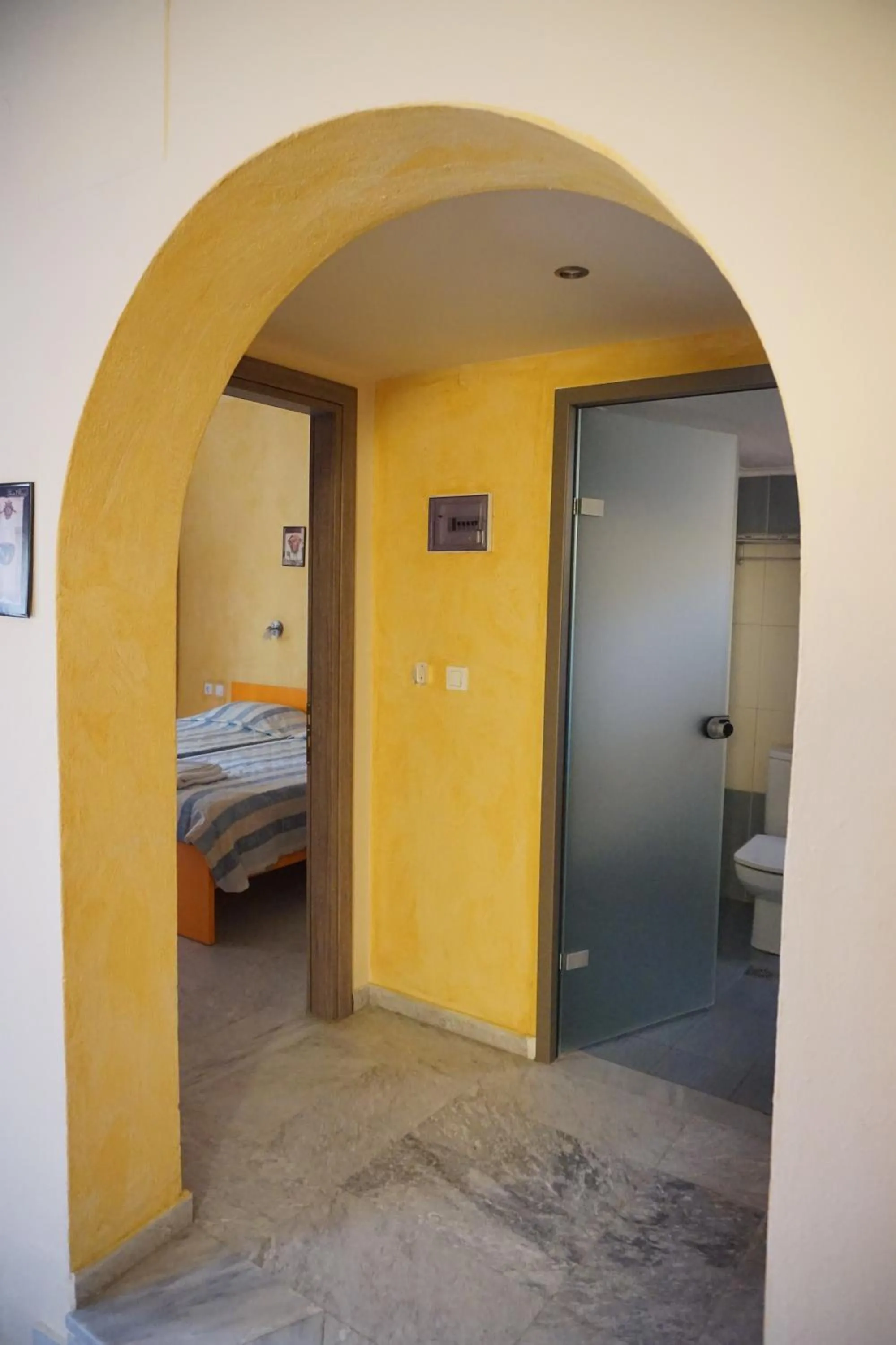 Bed in Katerini Apartments Hotel