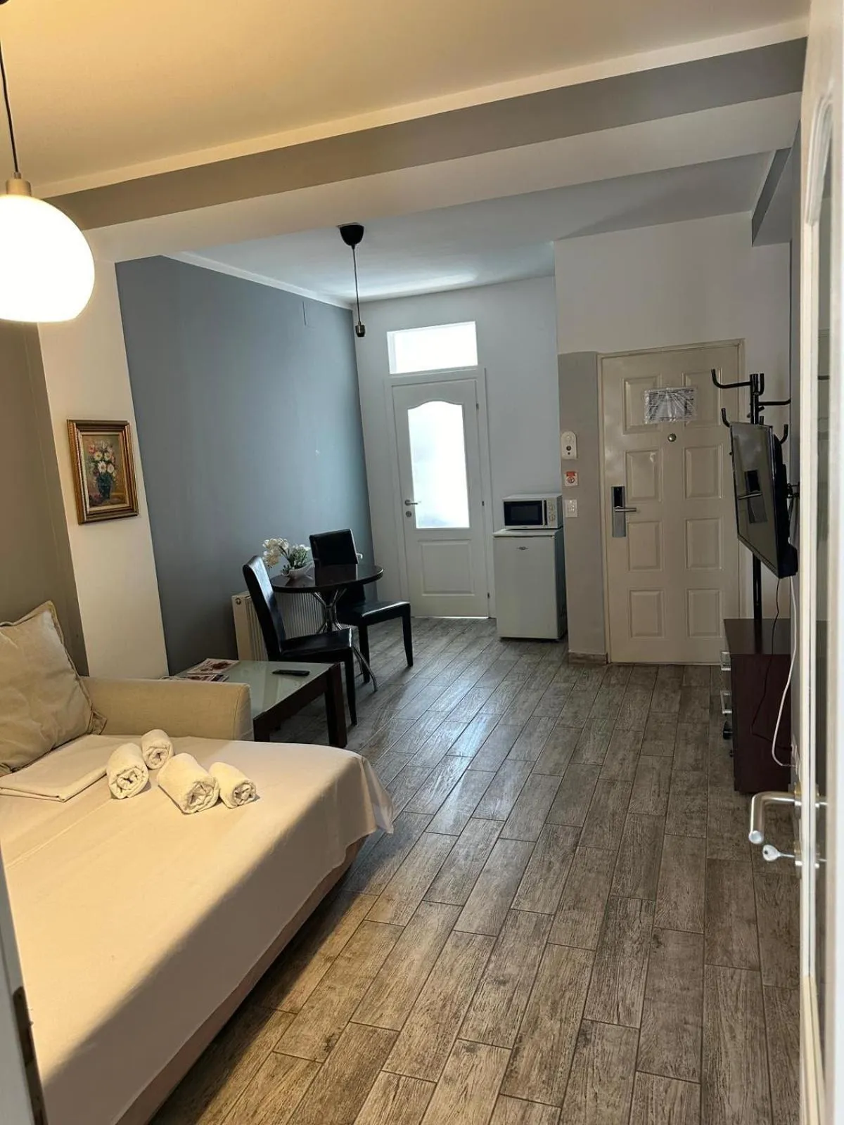 Bed in Ave Hotel Victoriei