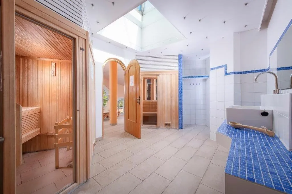 Spa and wellness centre/facilities in Hotel Les Tourelles