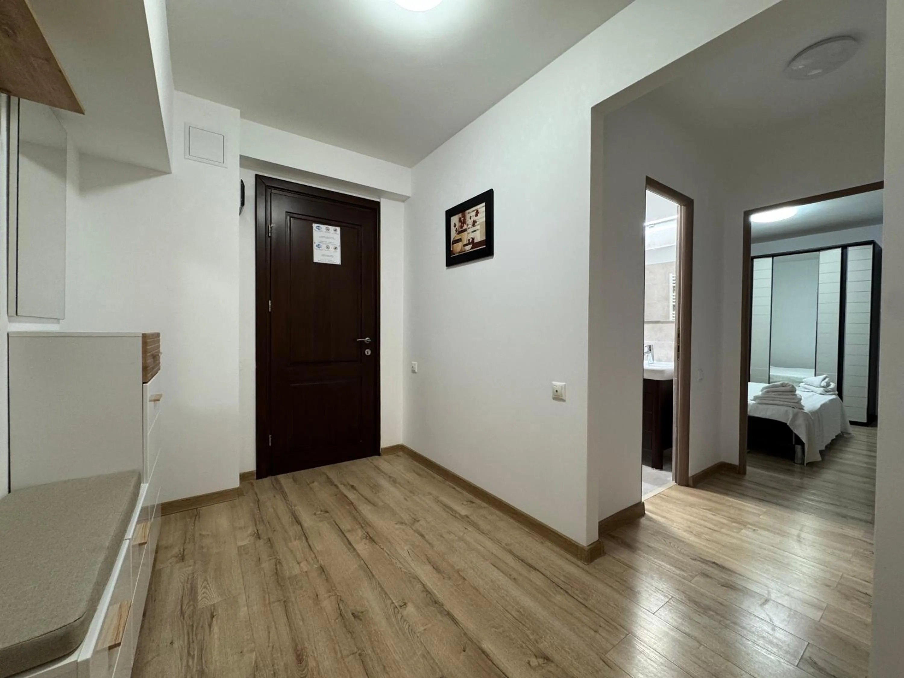 wardrobe, Bed in Monte Carlo Palace Suites