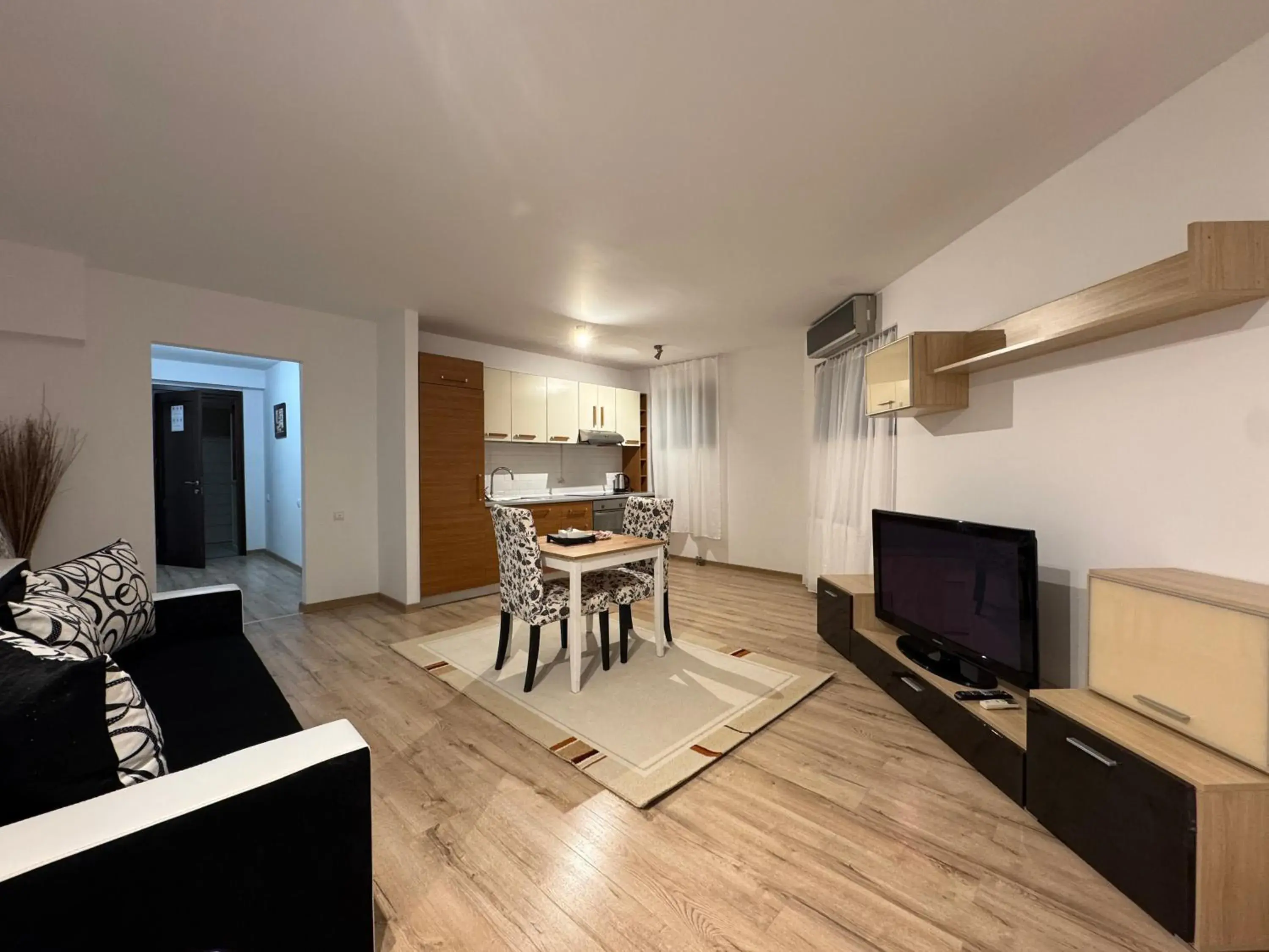 One-Bedroom Standard Apartment - single occupancy in Monte Carlo Palace Suites One-Bedroom Standard Apartment - single occupancy in Monte Carlo Palace Suites