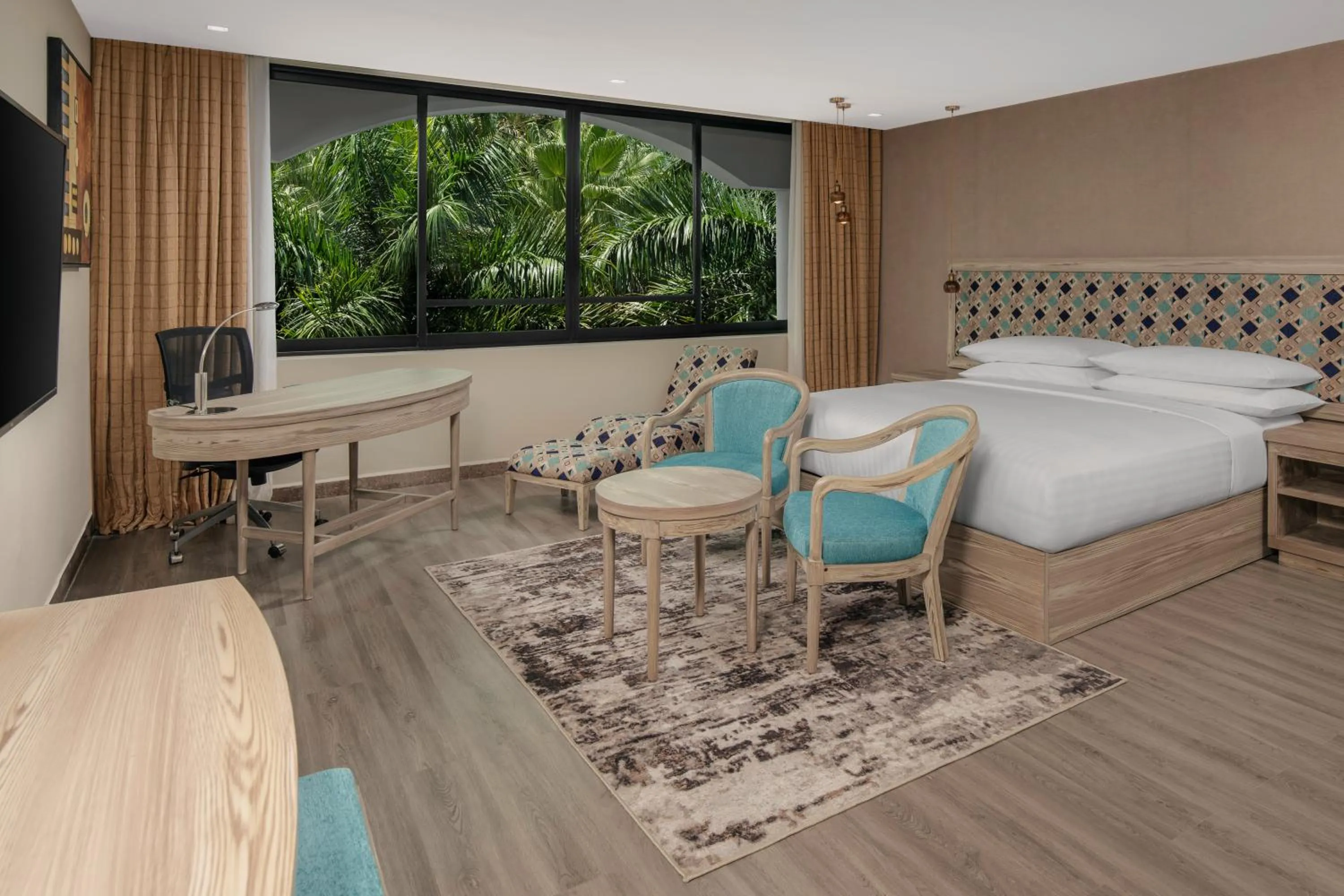 Bedroom, Bed in Delta Hotels by Marriott Dar es Salaam