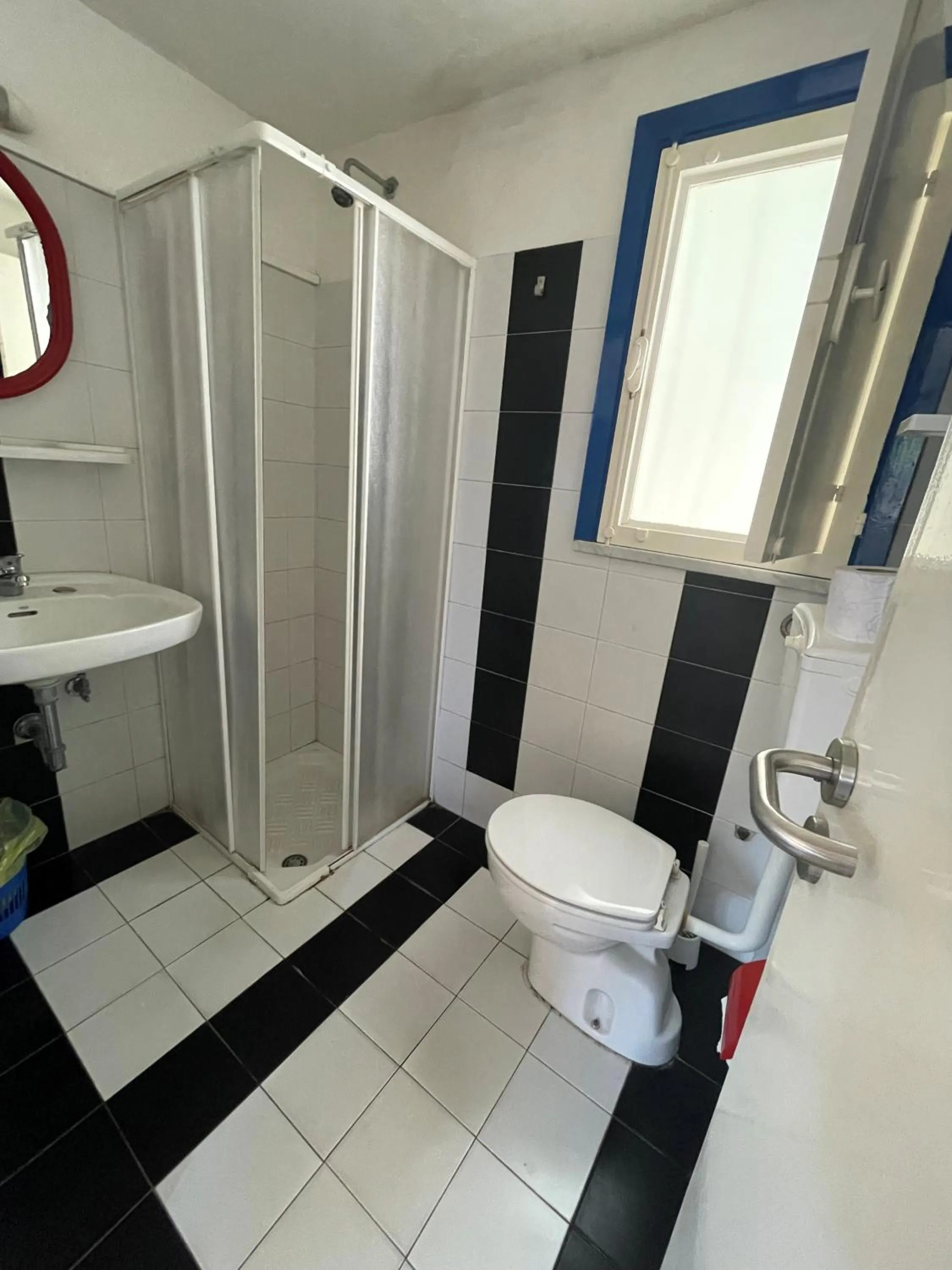 Shower in Villaggio Turistico Europeo