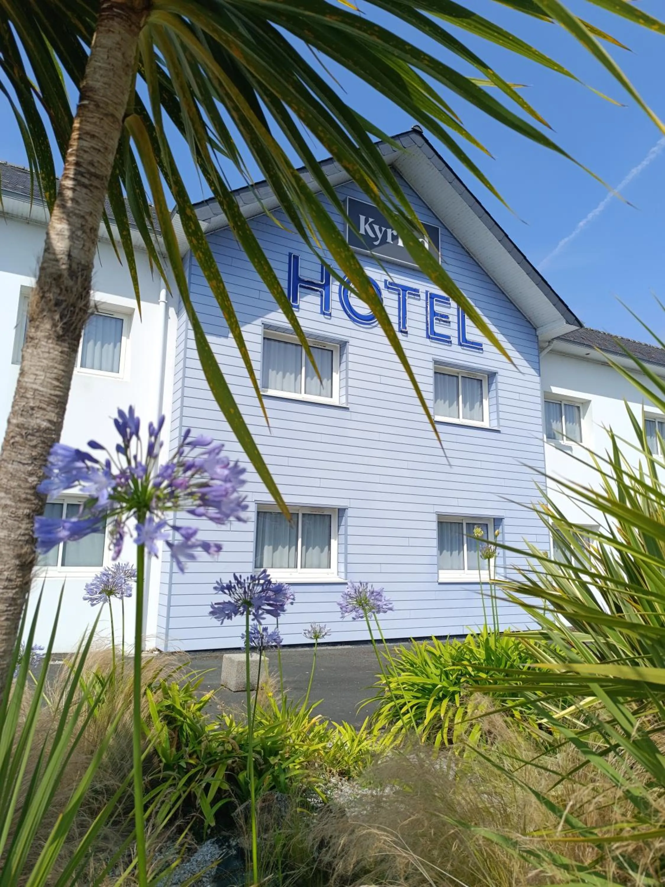 Property building in Kyriad Quimper - Pont-l'Abbé