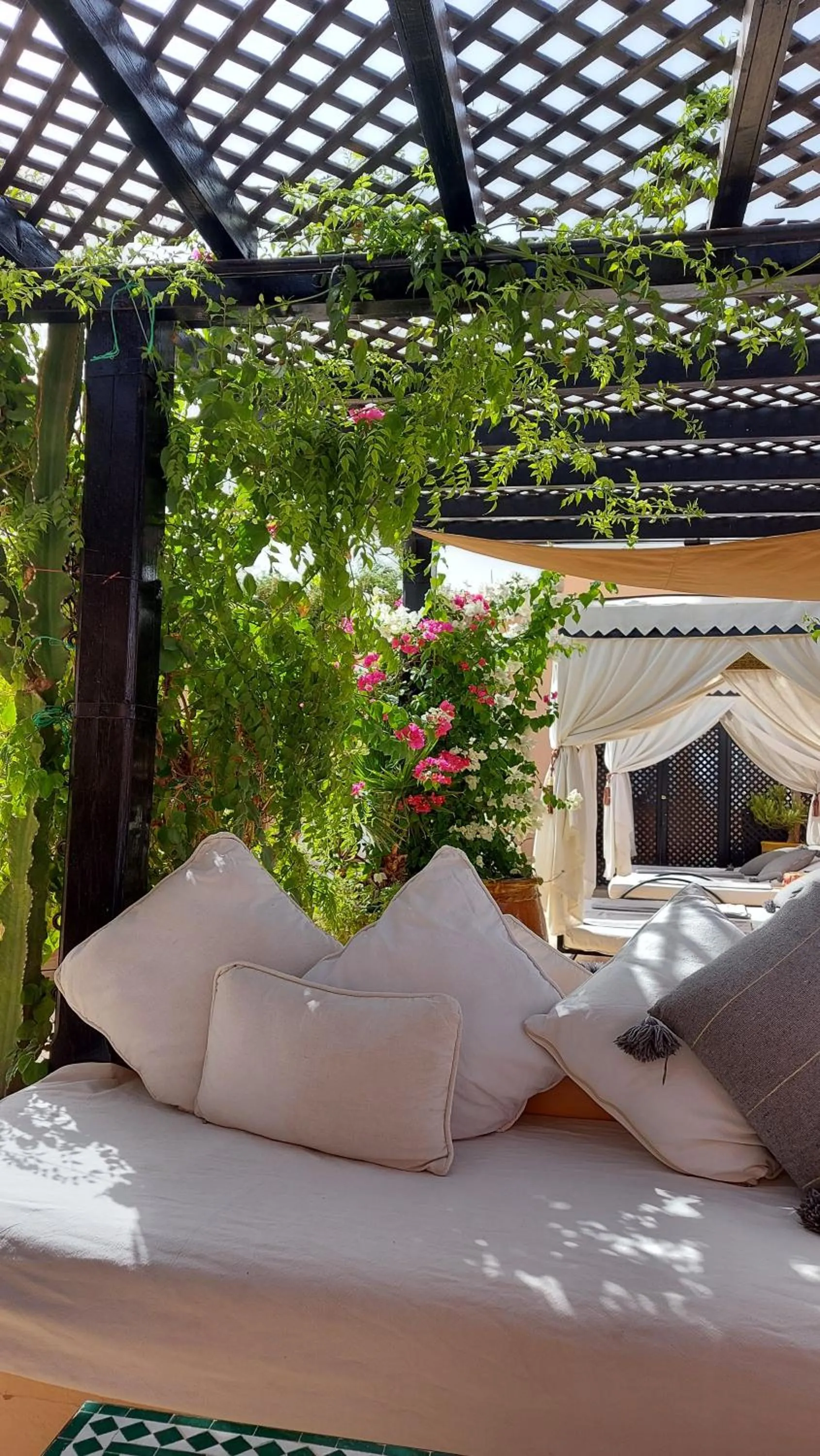 Property building in Riad Bayti