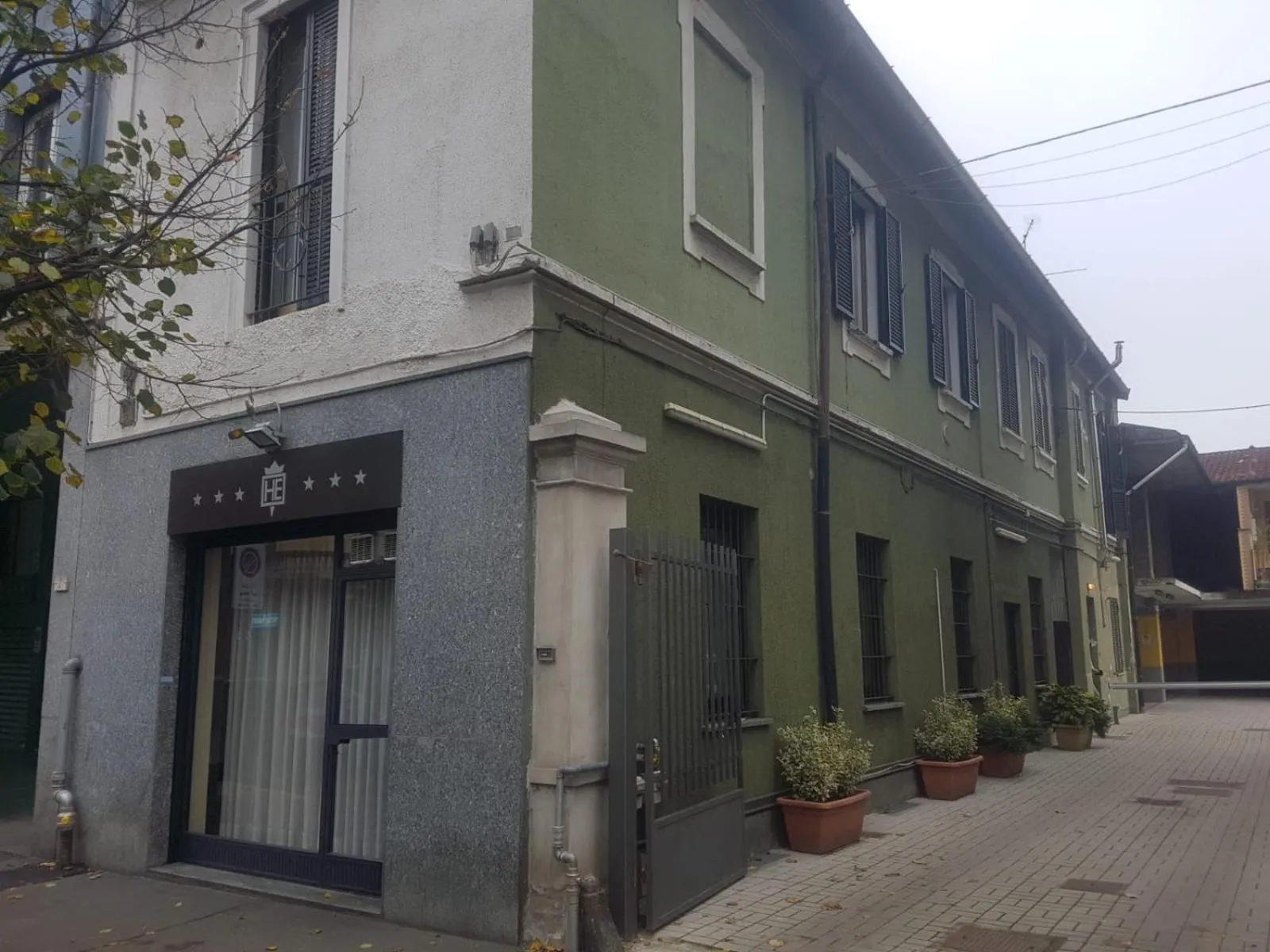 Property building in Bed Rho Stazione - Fiera