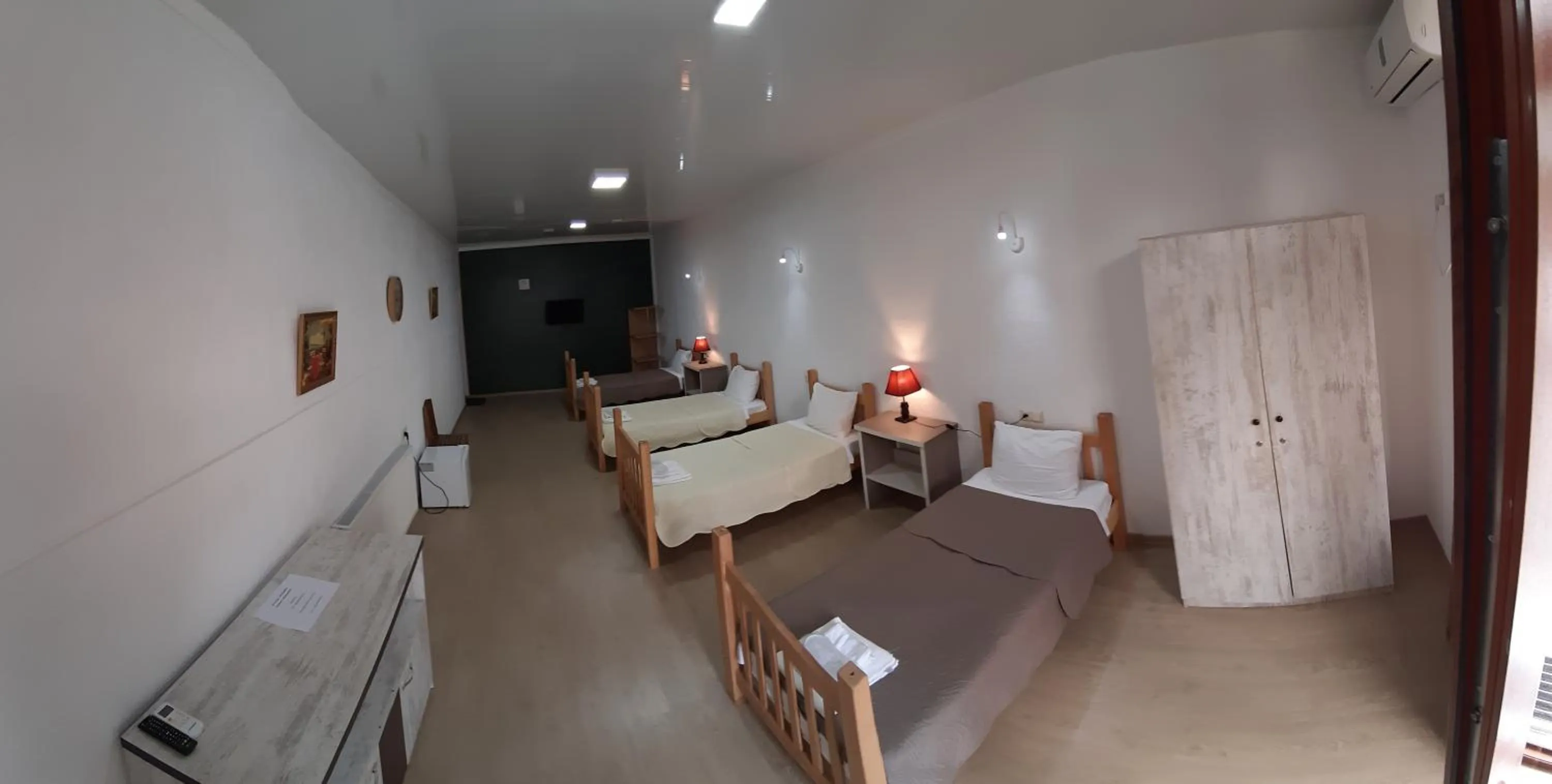 Photo of the whole room in Hotel Dimasi