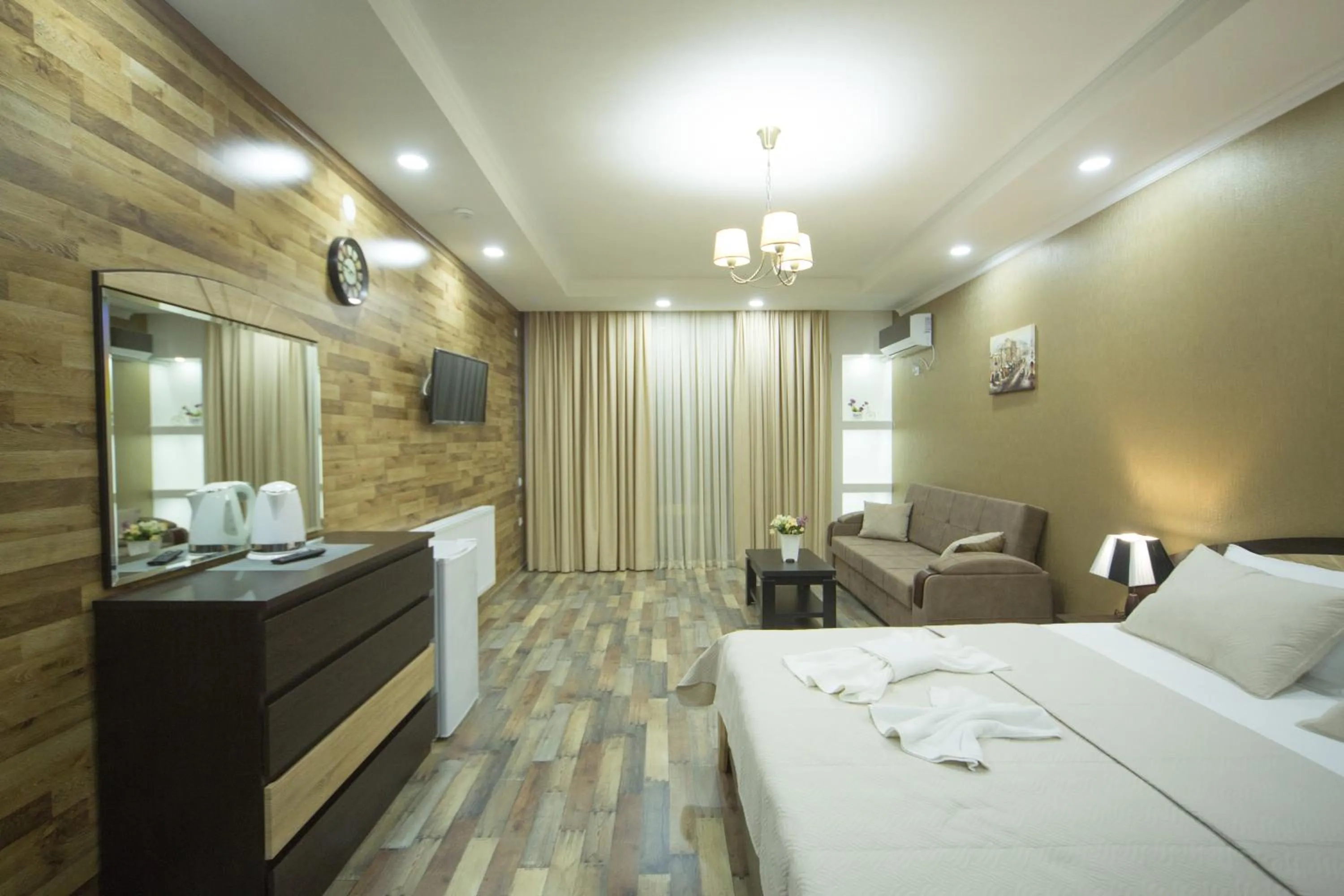 Bedroom, Bed in Hotel Dimasi