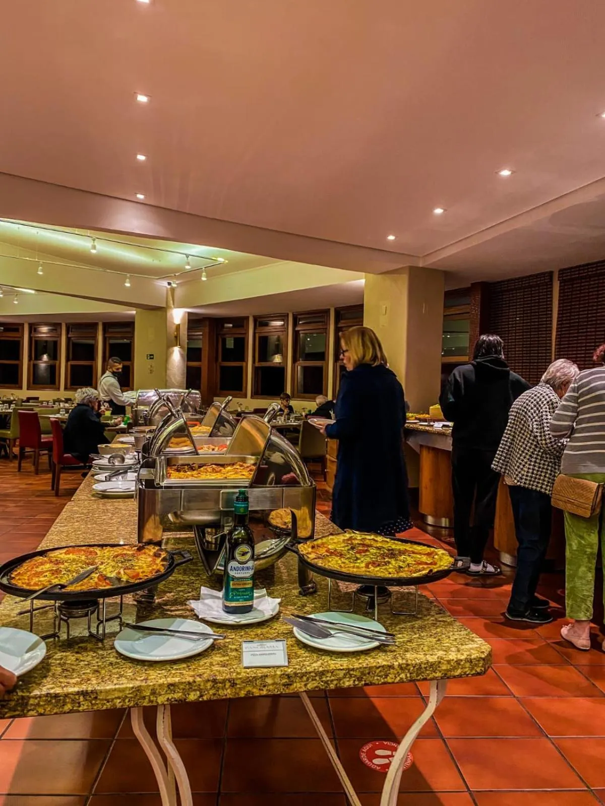 Restaurant/places to eat in Panorama Hotel & Spa