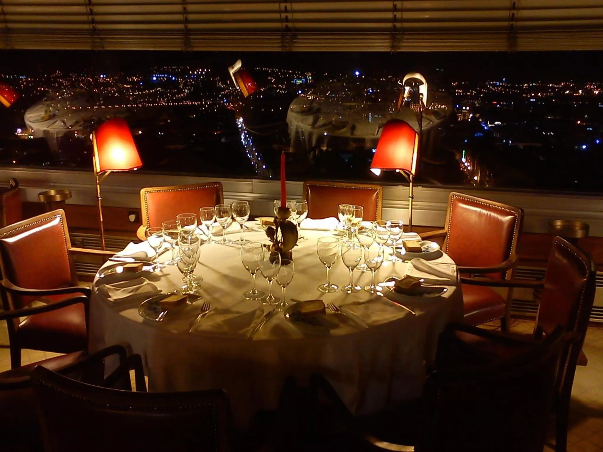 Restaurant/places to eat in Hotel Miradouro