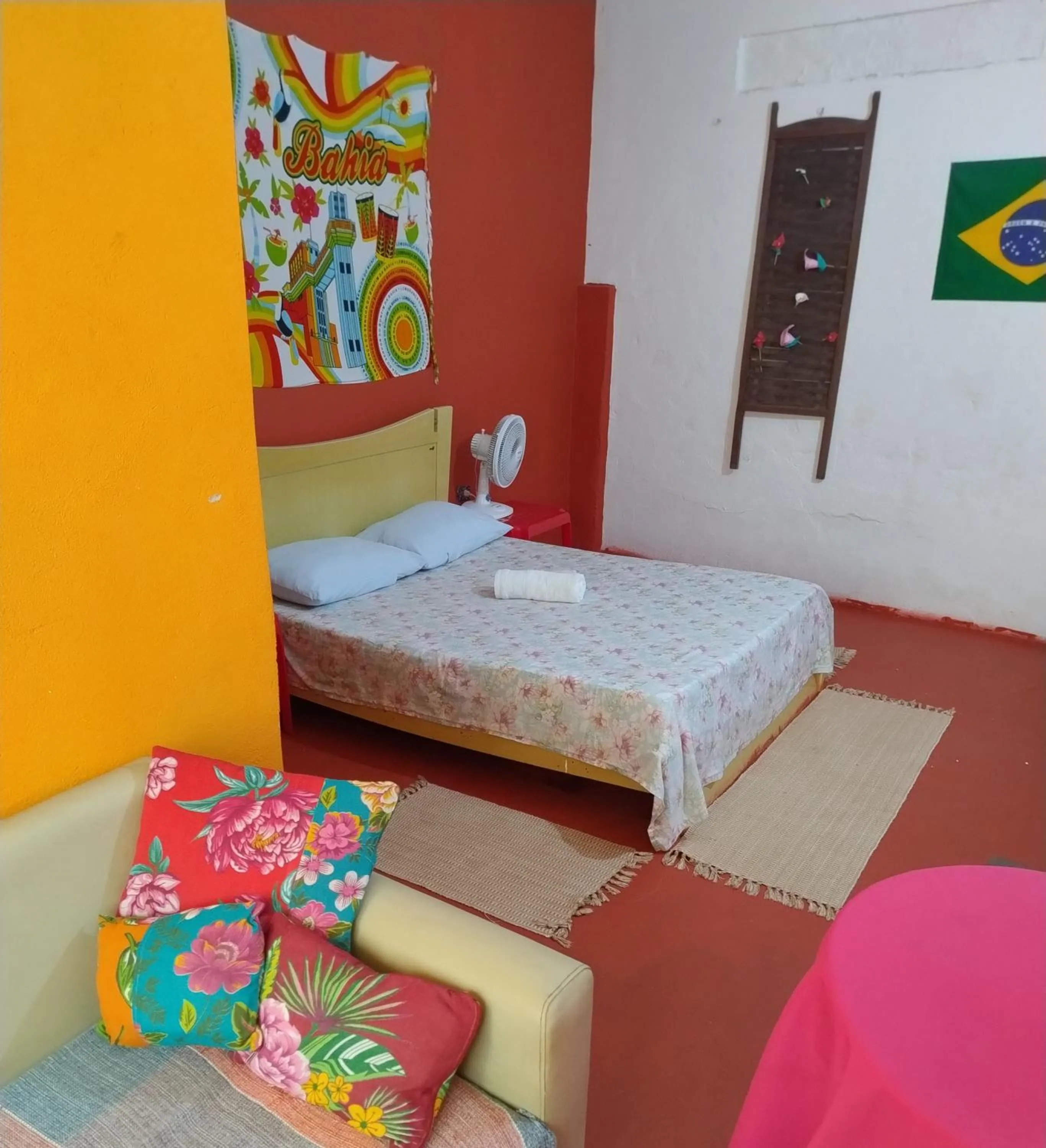 Bedroom, Bed in Perto Do Aeroporto De Salvador - Dona Pitanga Hostel