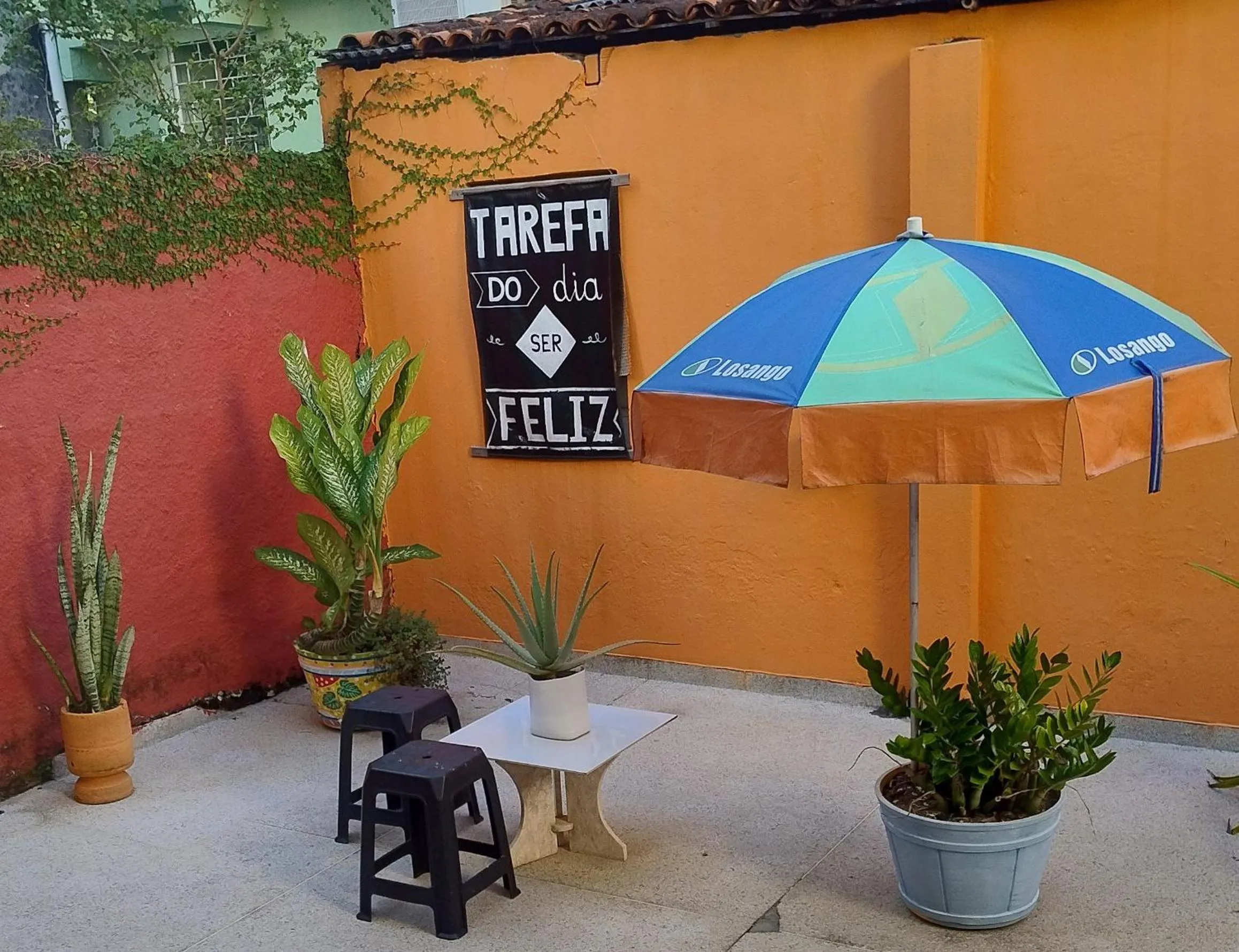 Patio in Perto Do Aeroporto De Salvador - Dona Pitanga Hostel