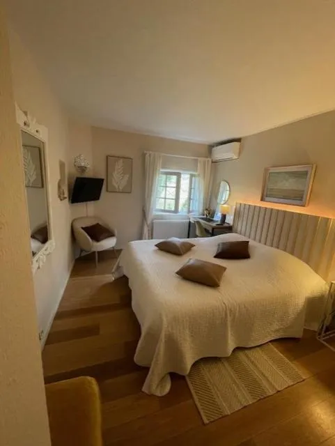 Bedroom, Bed in La Gabetière