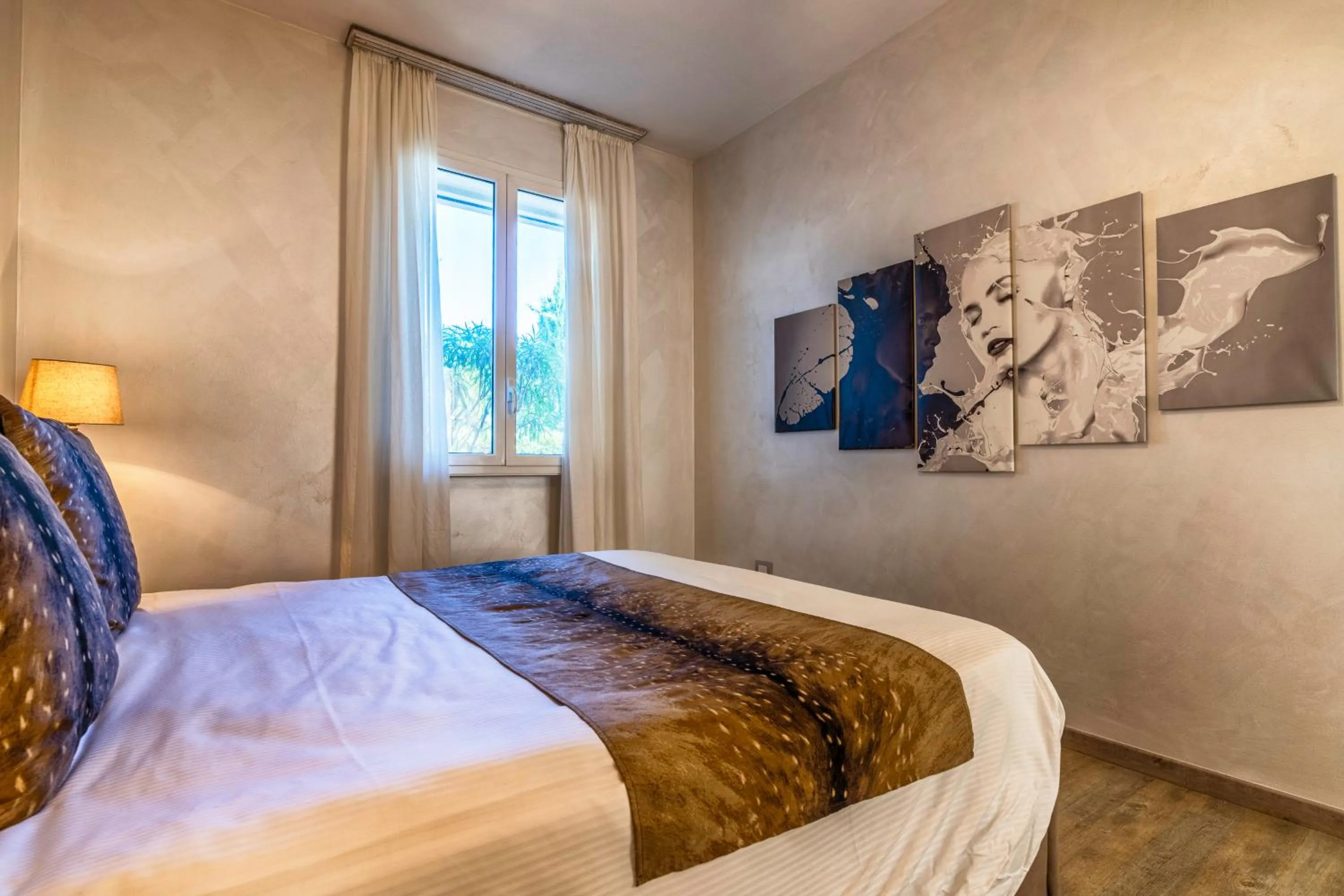 Bedroom, Bed in Baba Residences