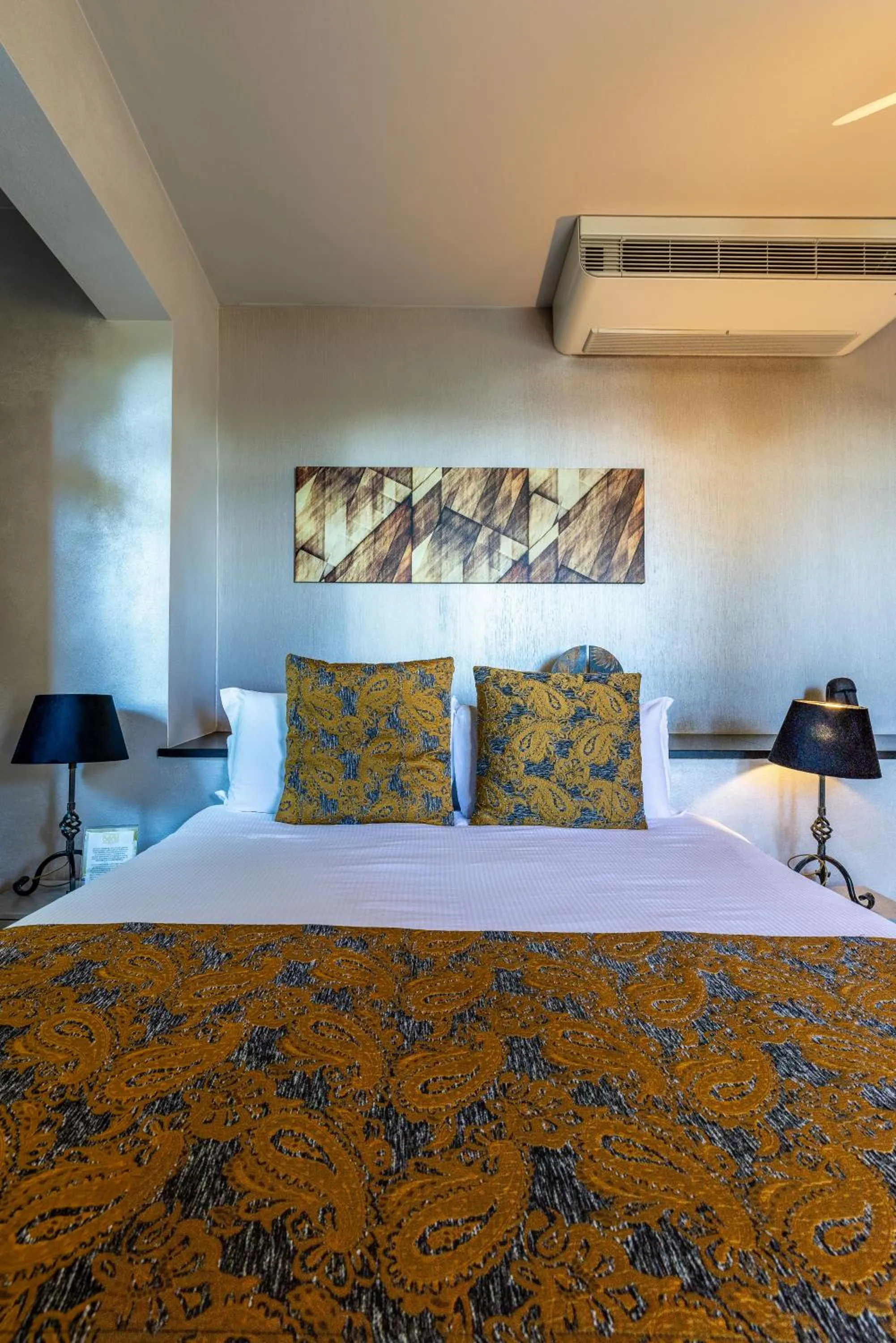 Bedroom, Bed in Baba Residences