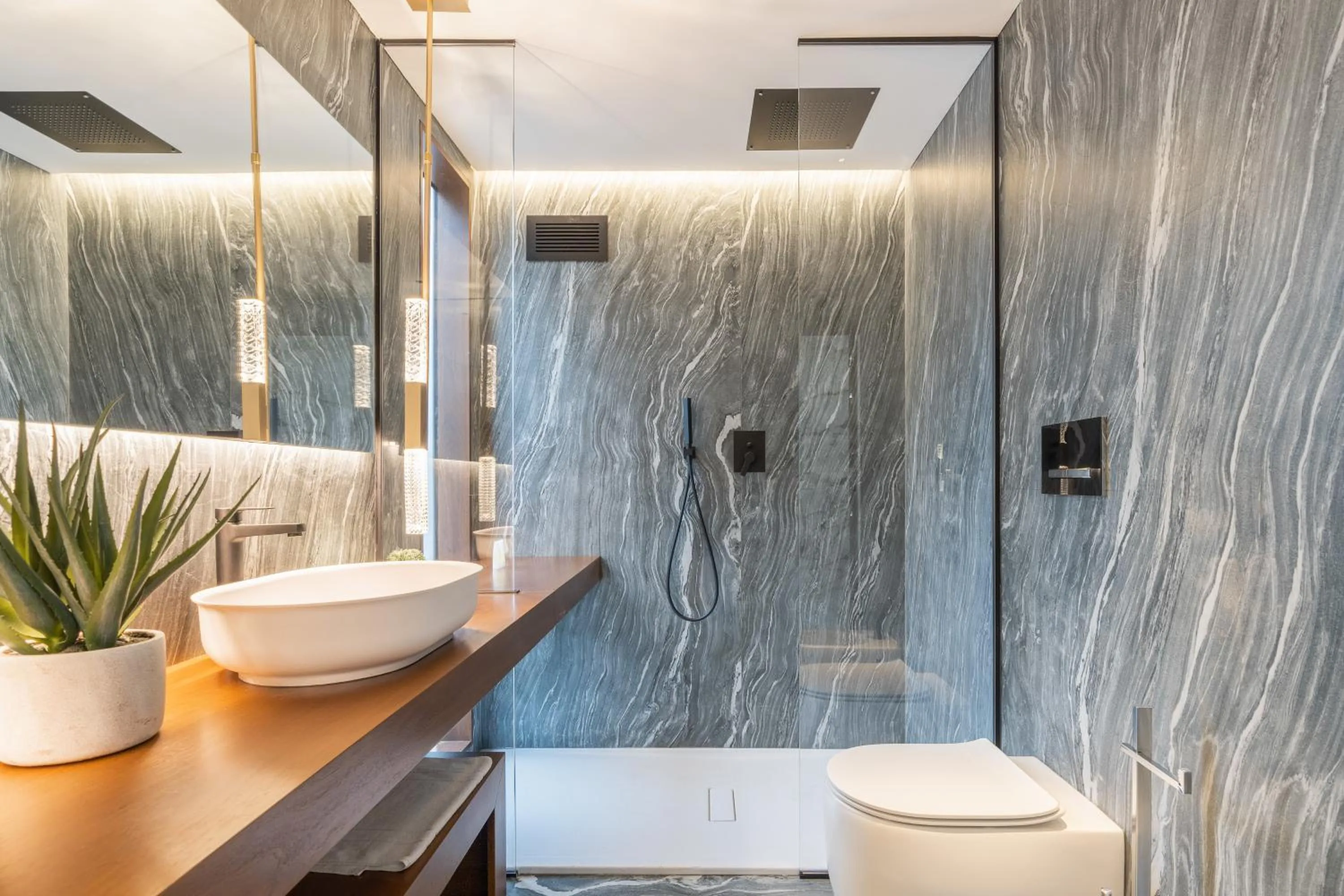 Shower in Baba Residences